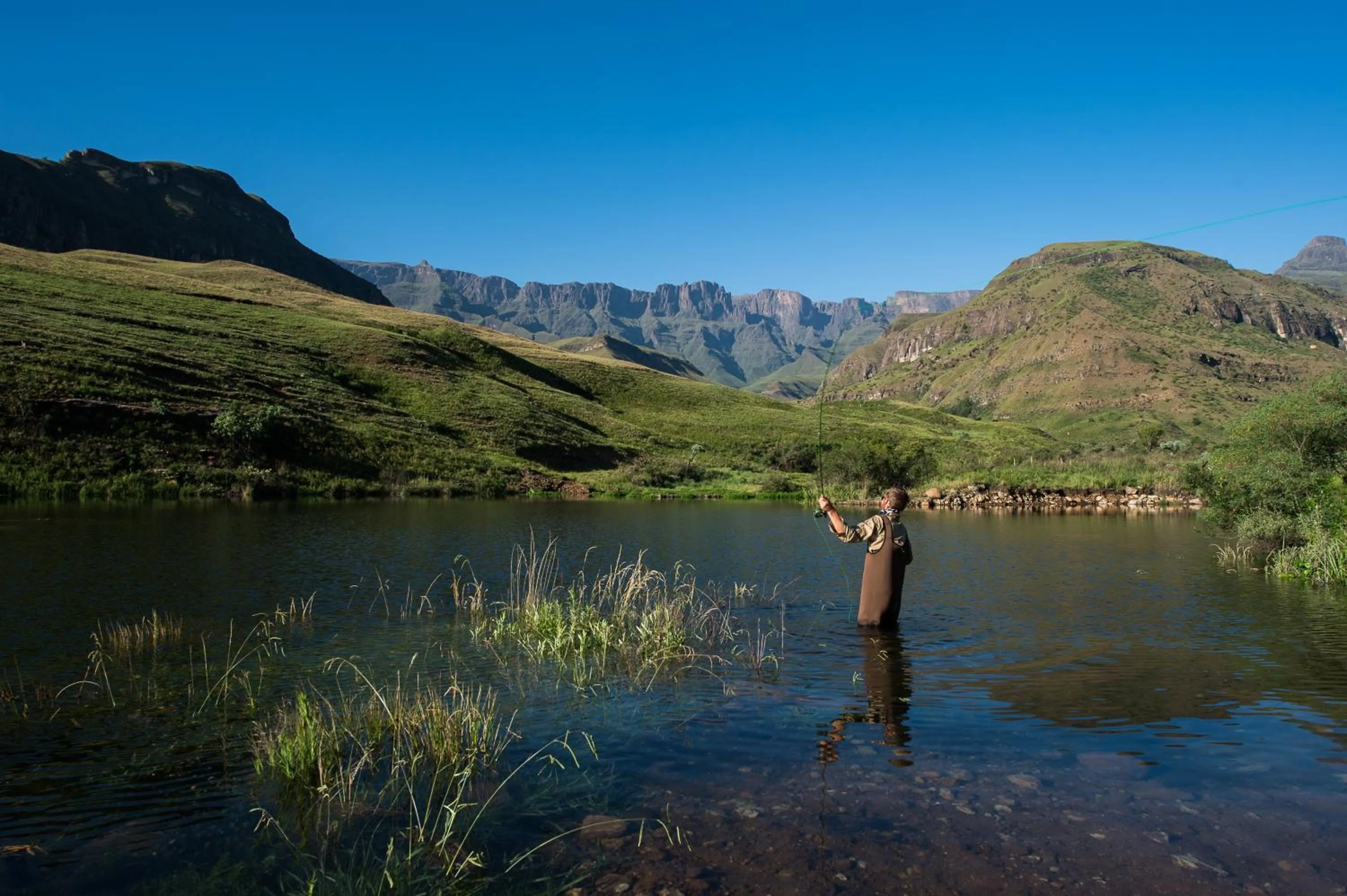 Mountain view in Cathedral Peak Hotel