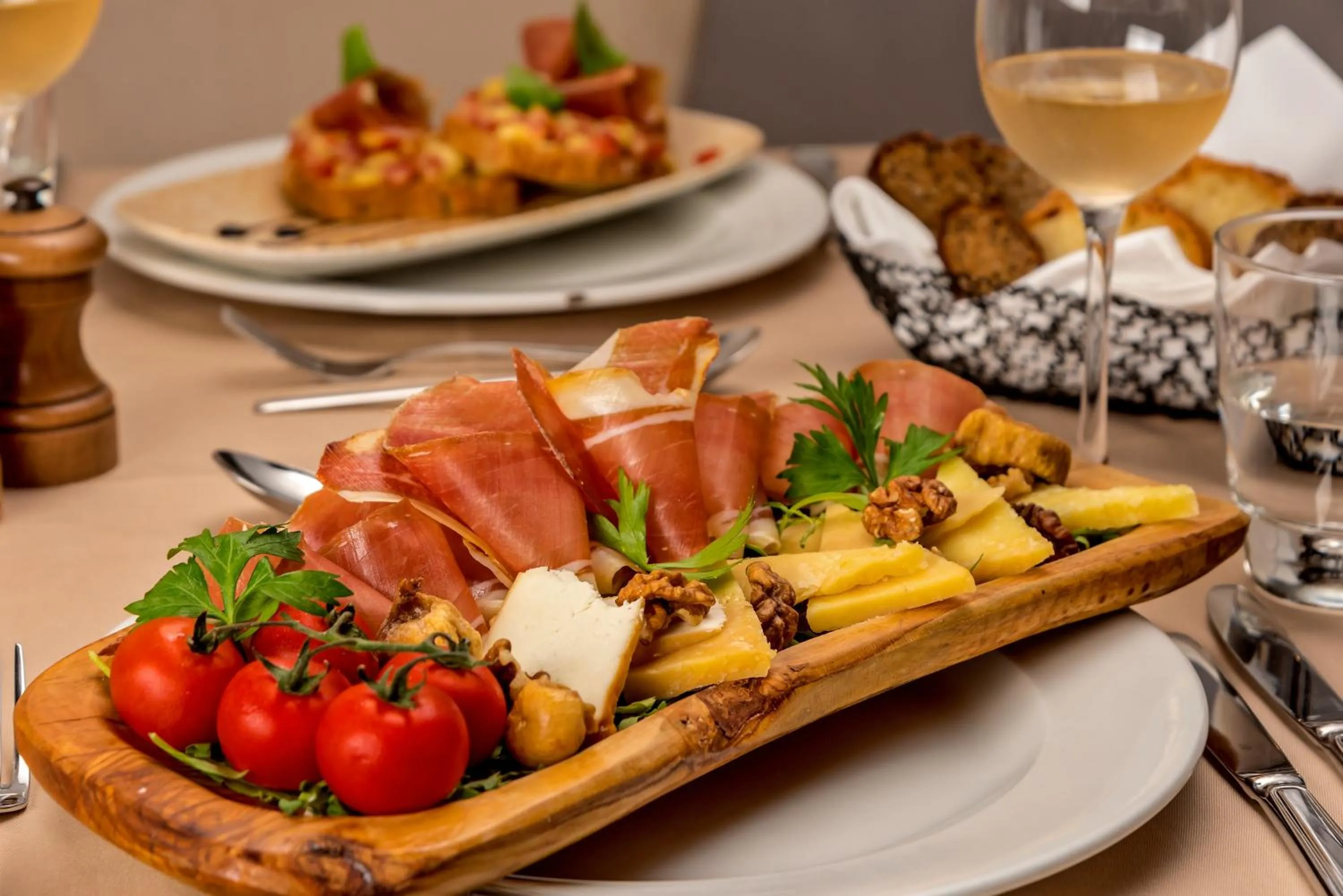 Food and drinks in Puteus Palace Heritage Hotel