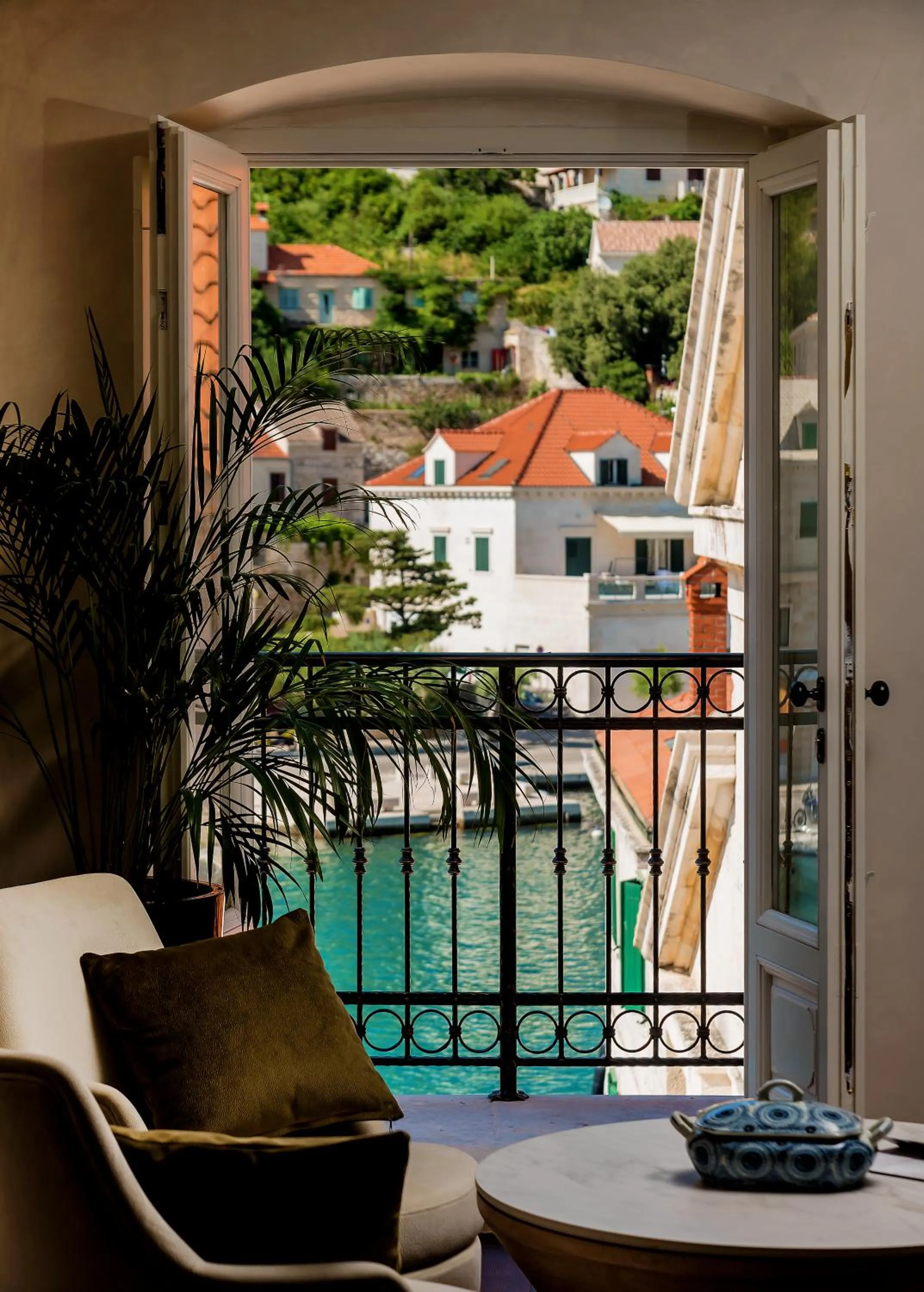 Sea view in Puteus Palace Heritage Hotel