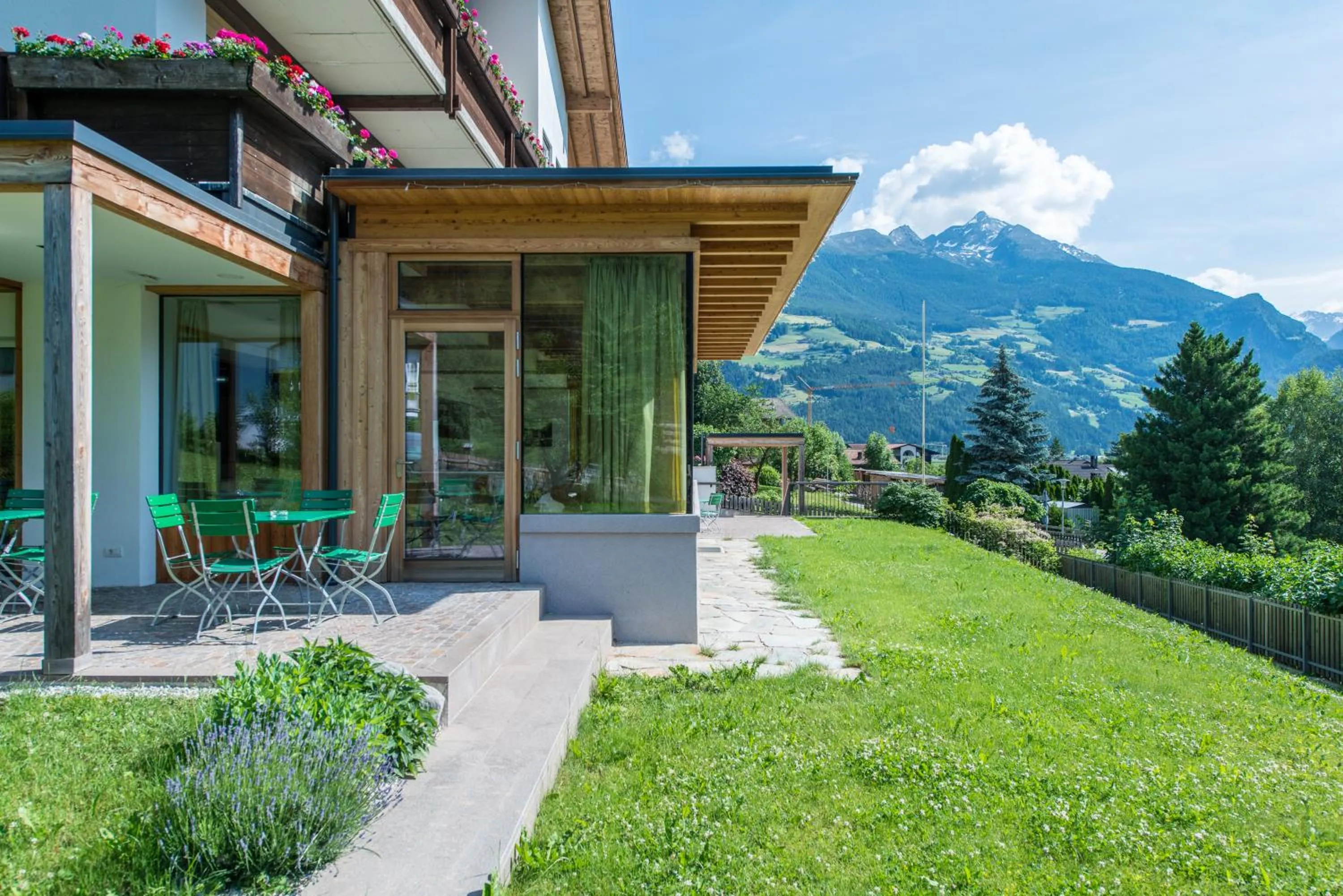 Garden in Hotel Taufers