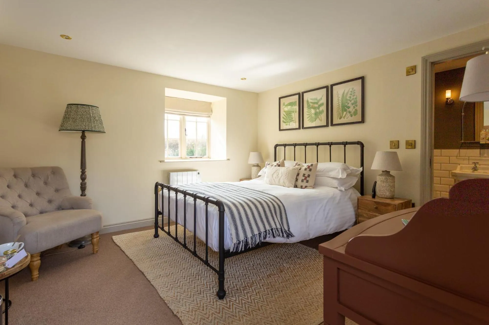 Deluxe Room - single occupancy in Castle Inn