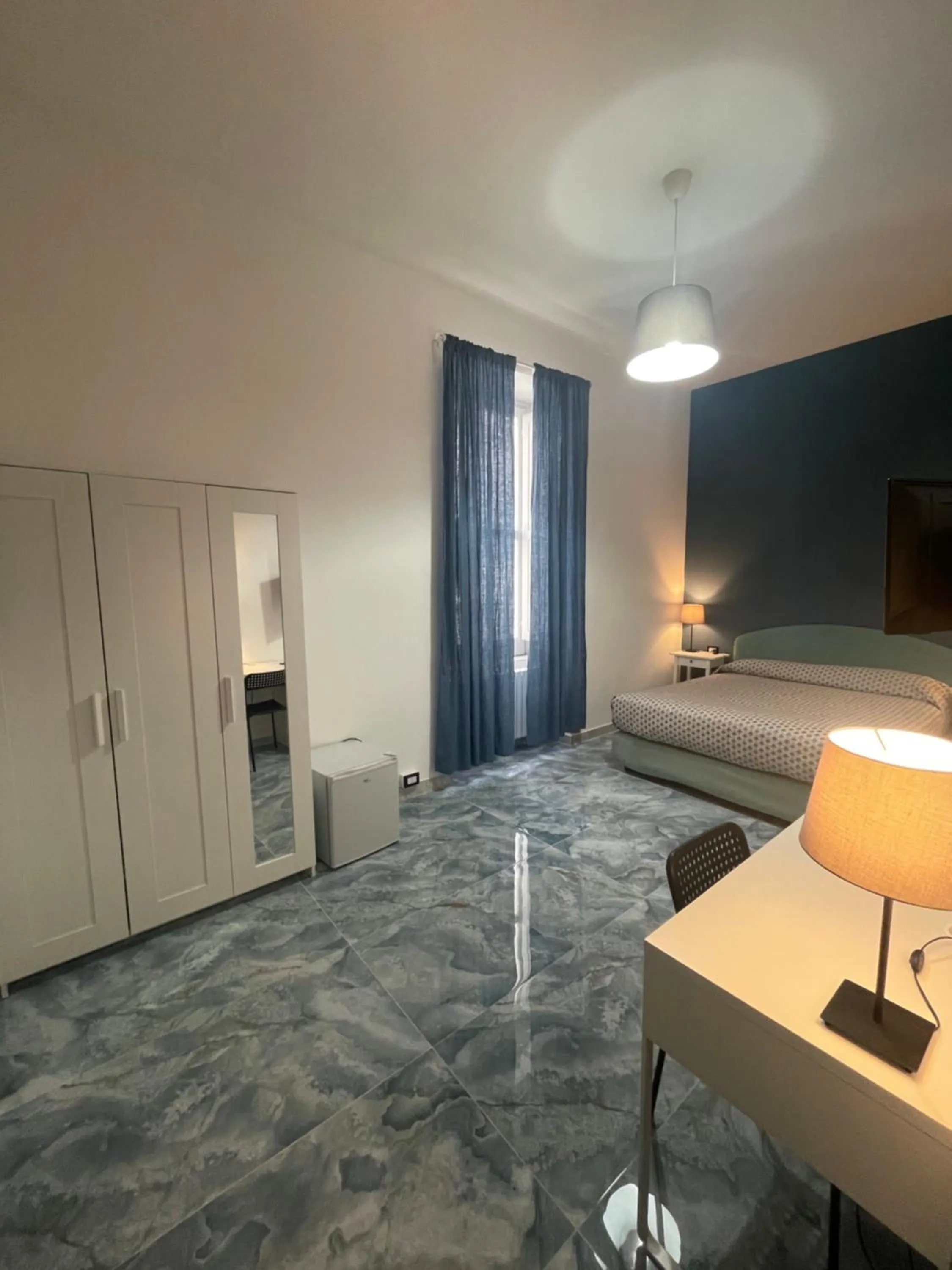 wardrobe in Dante Rooms