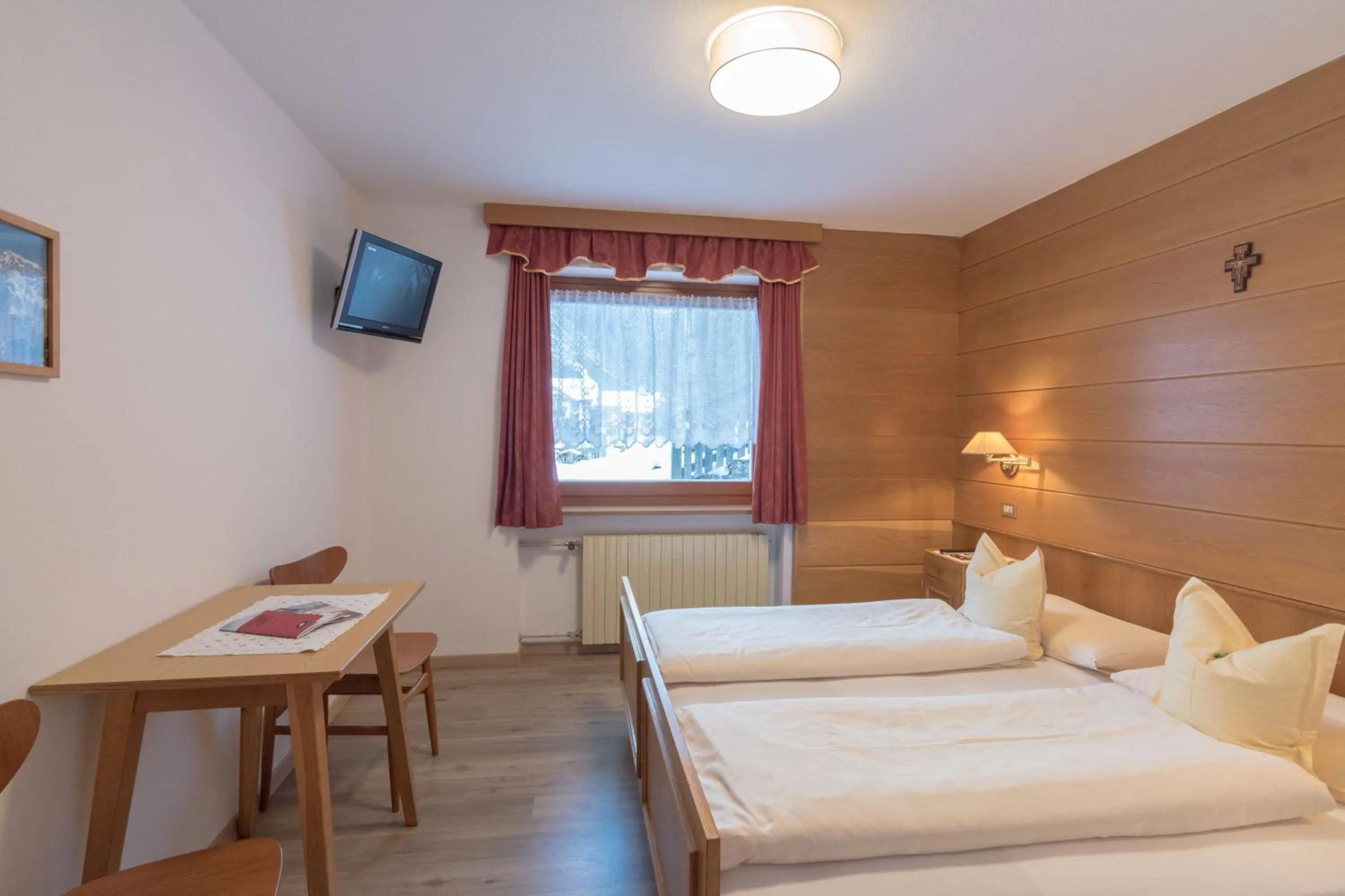 Bed in Garni La Vara