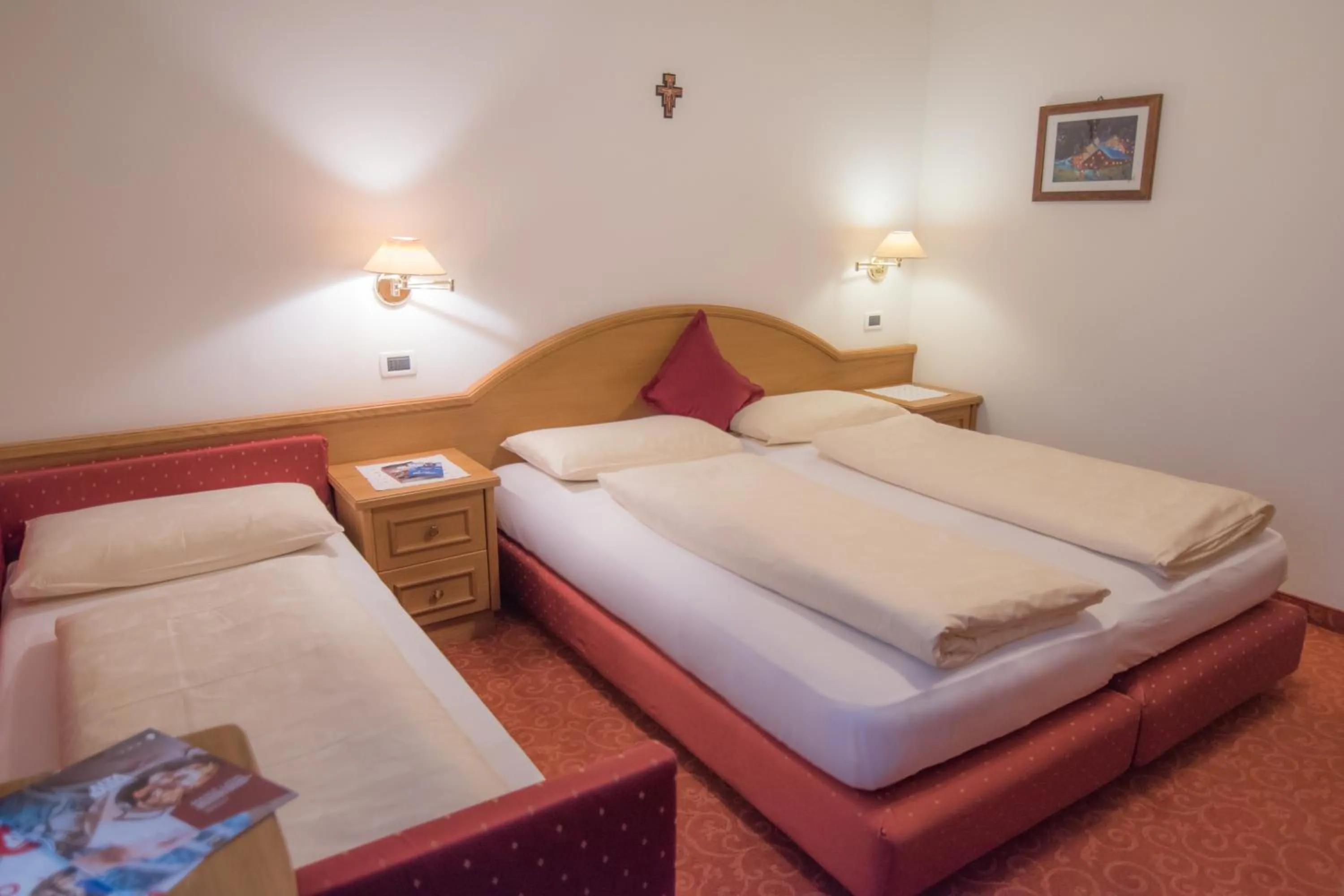 Bedroom, Bed in Garni La Vara