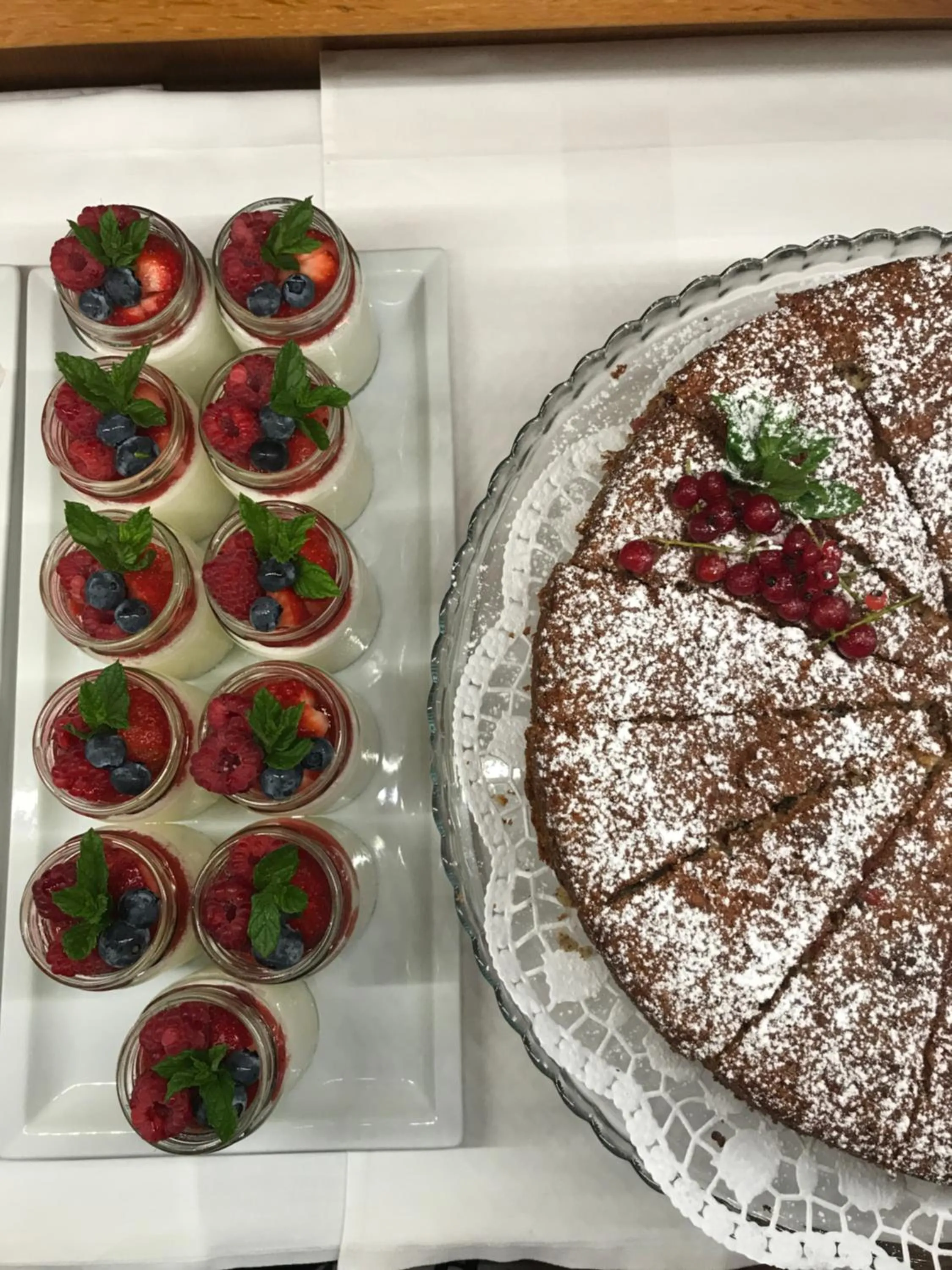 Buffet breakfast in Garni La Vara