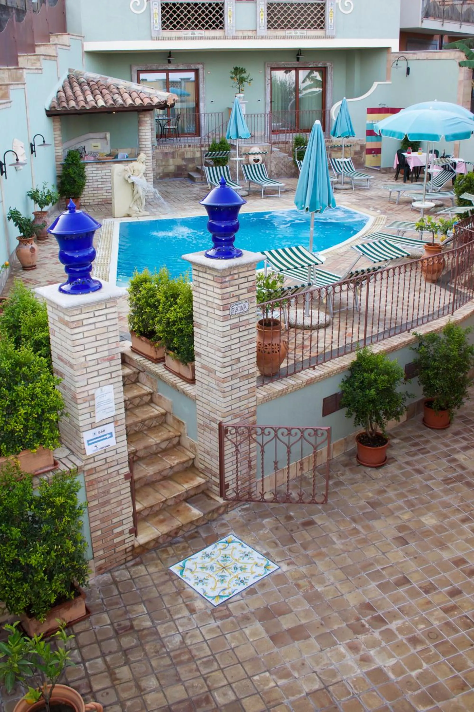 Pool view in Villa Cristina