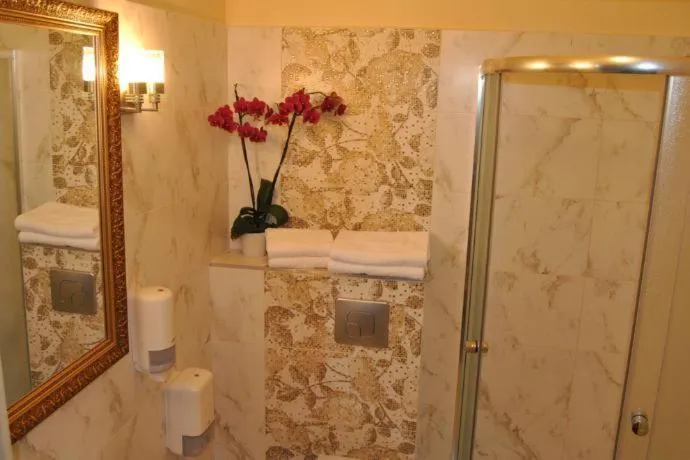 Bathroom in Villa Anna