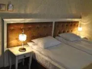 Restaurant/places to eat, Bed in Villa Anna