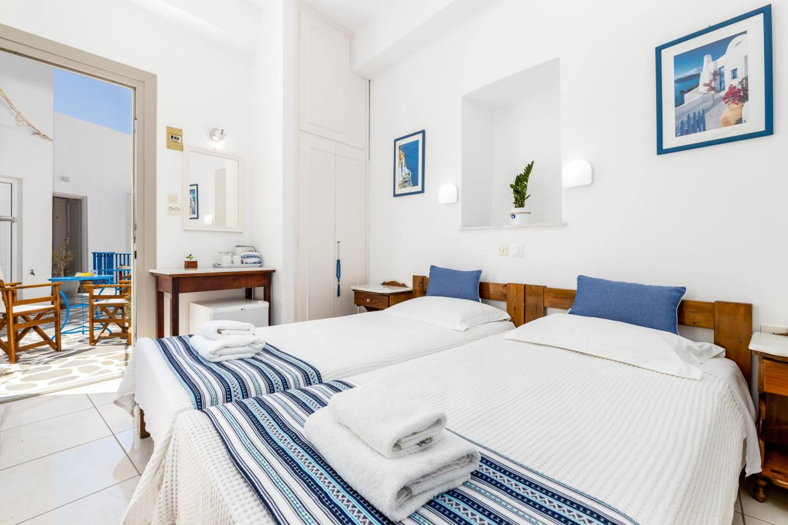 Bedroom, Bed in Hotel Dina