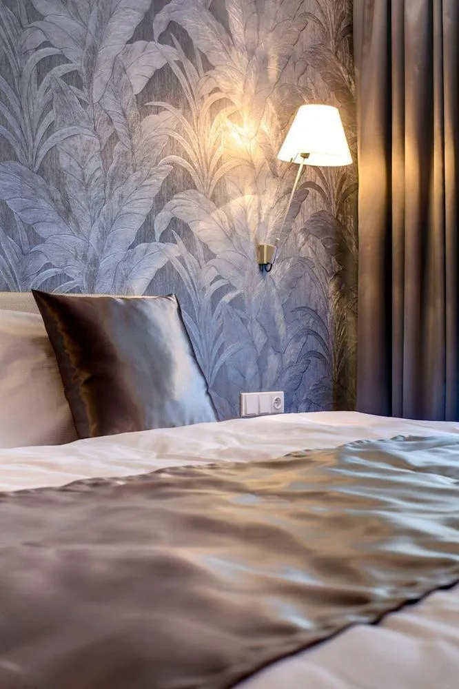 Bed in Hotel Restaurant Darwin