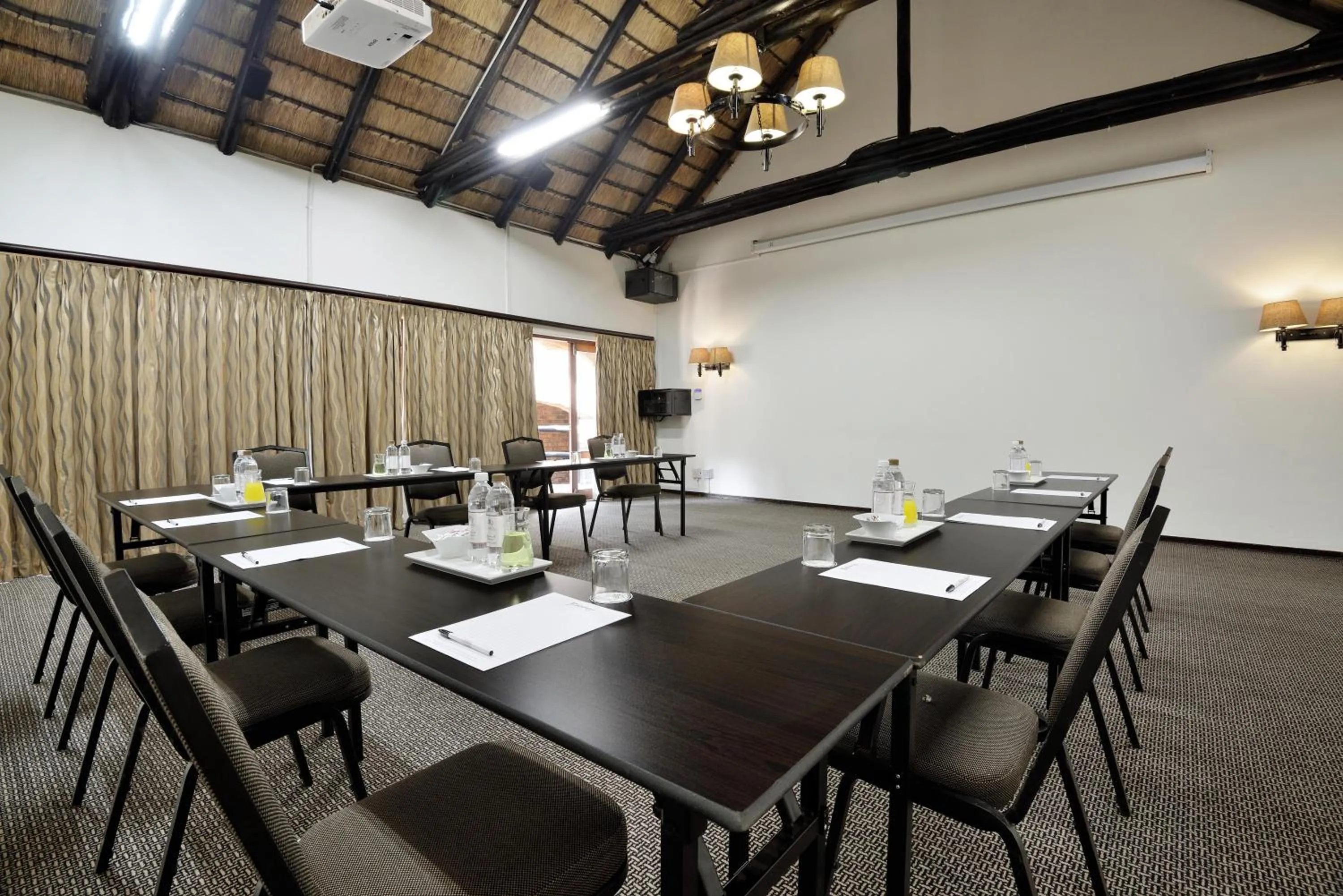 Meeting/conference room in Bakubung Bush Lodge