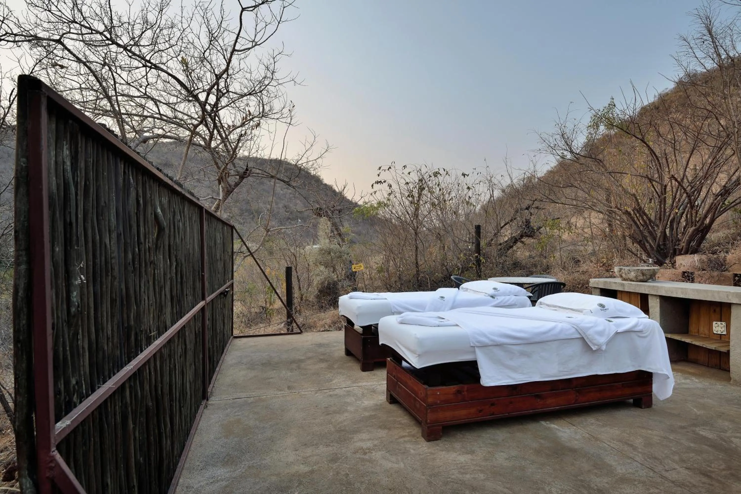 Spa and wellness centre/facilities, Bed in Bakubung Bush Lodge