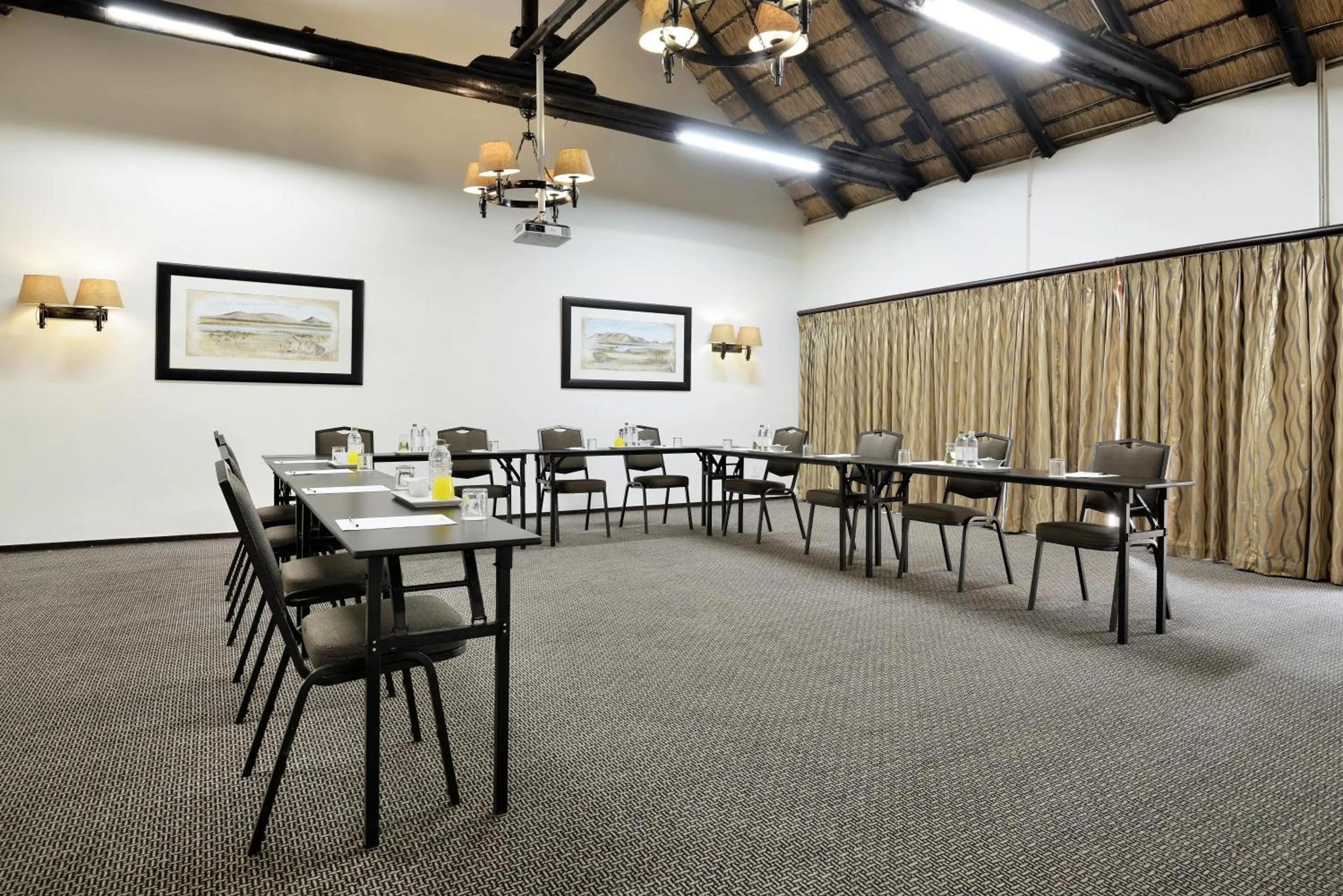 Meeting/conference room in Bakubung Bush Lodge