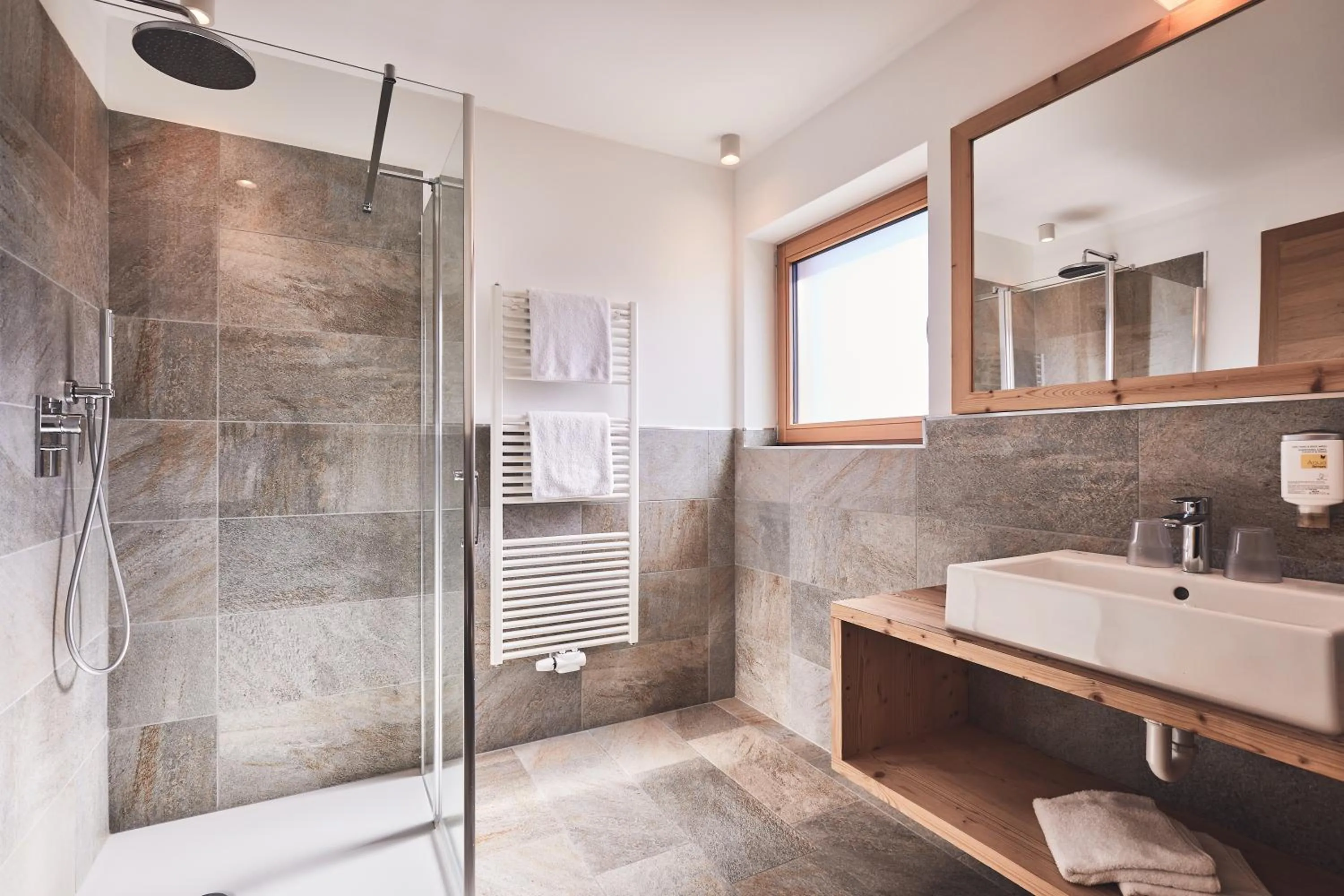 Photo of the whole room in Hotel Kristall