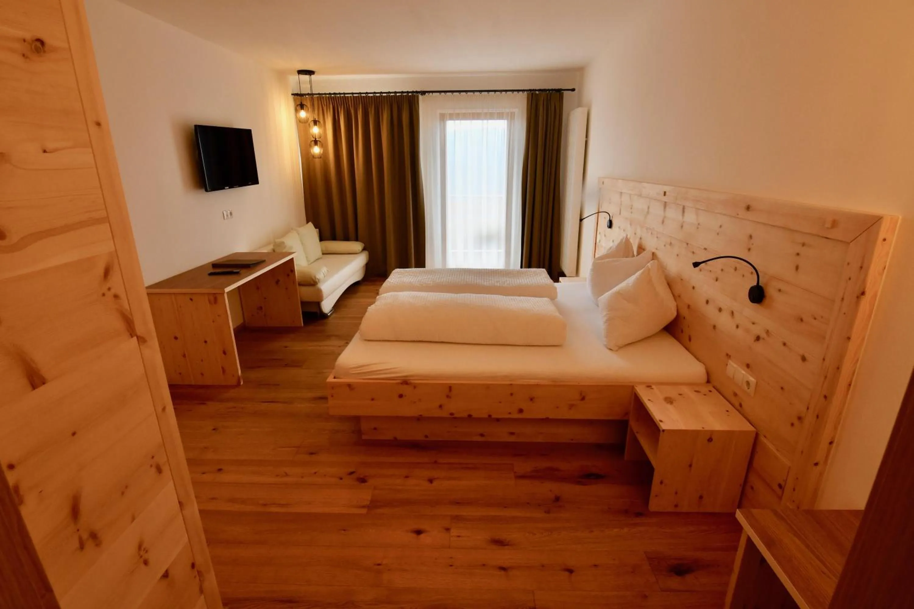 Bed in Hotel Kristall