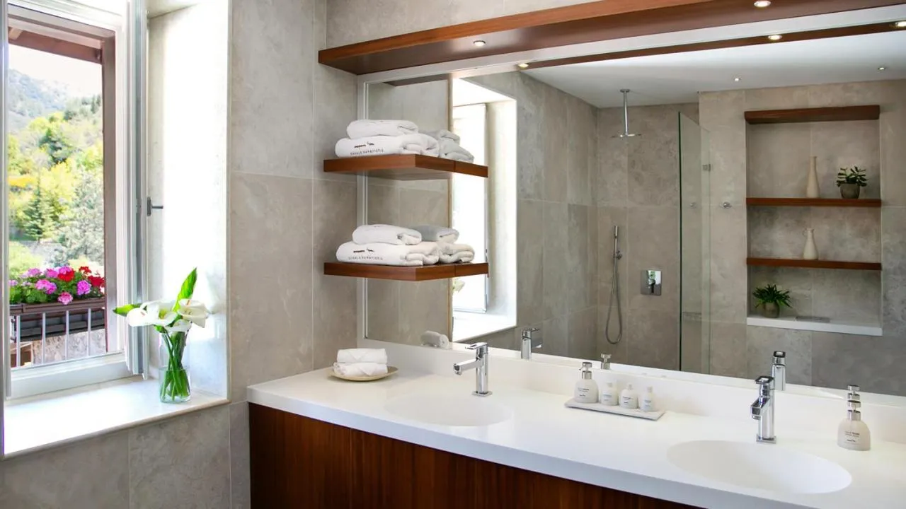 Bathroom in Casale Panayiotis