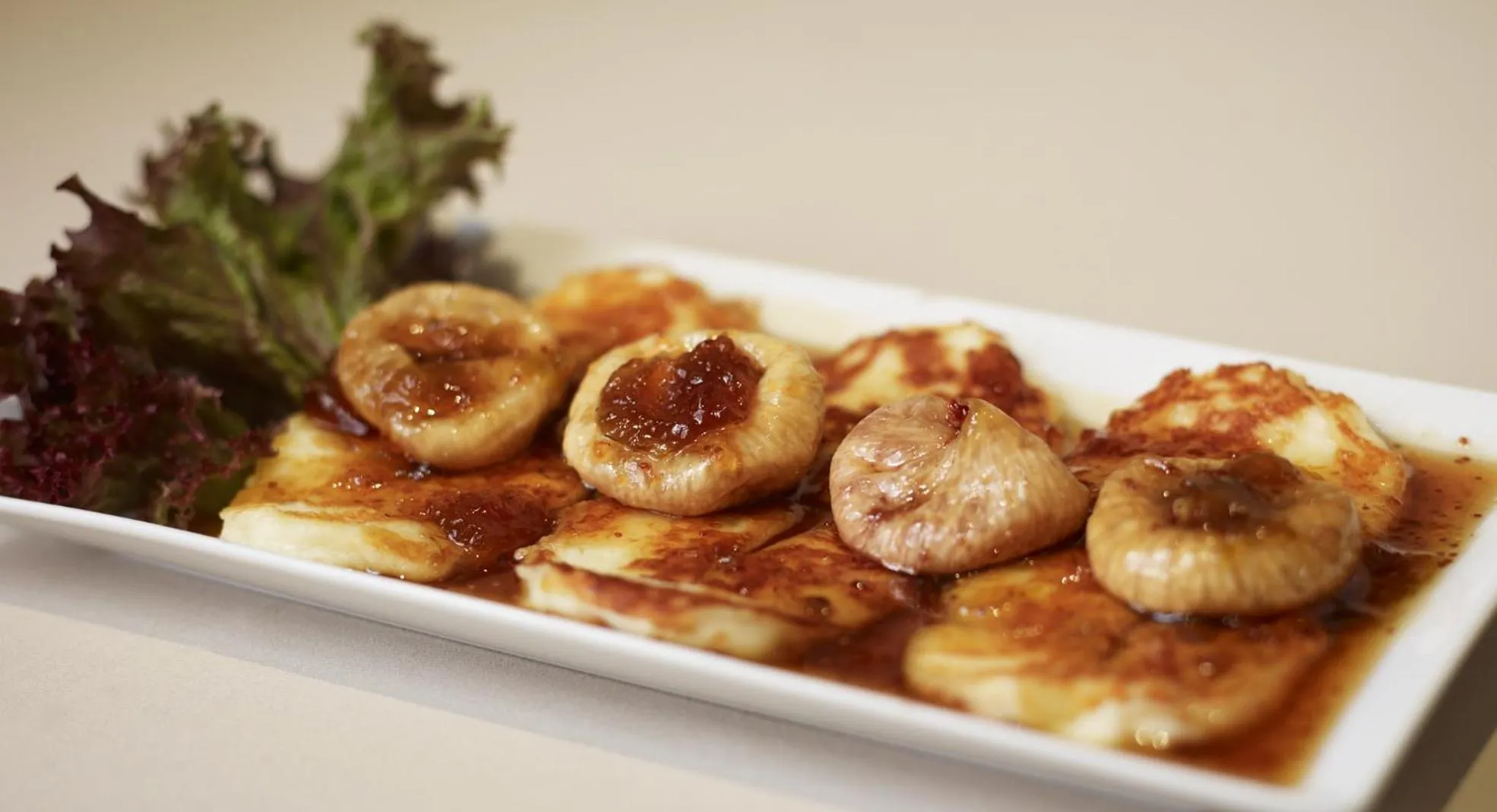 Food in Casale Panayiotis