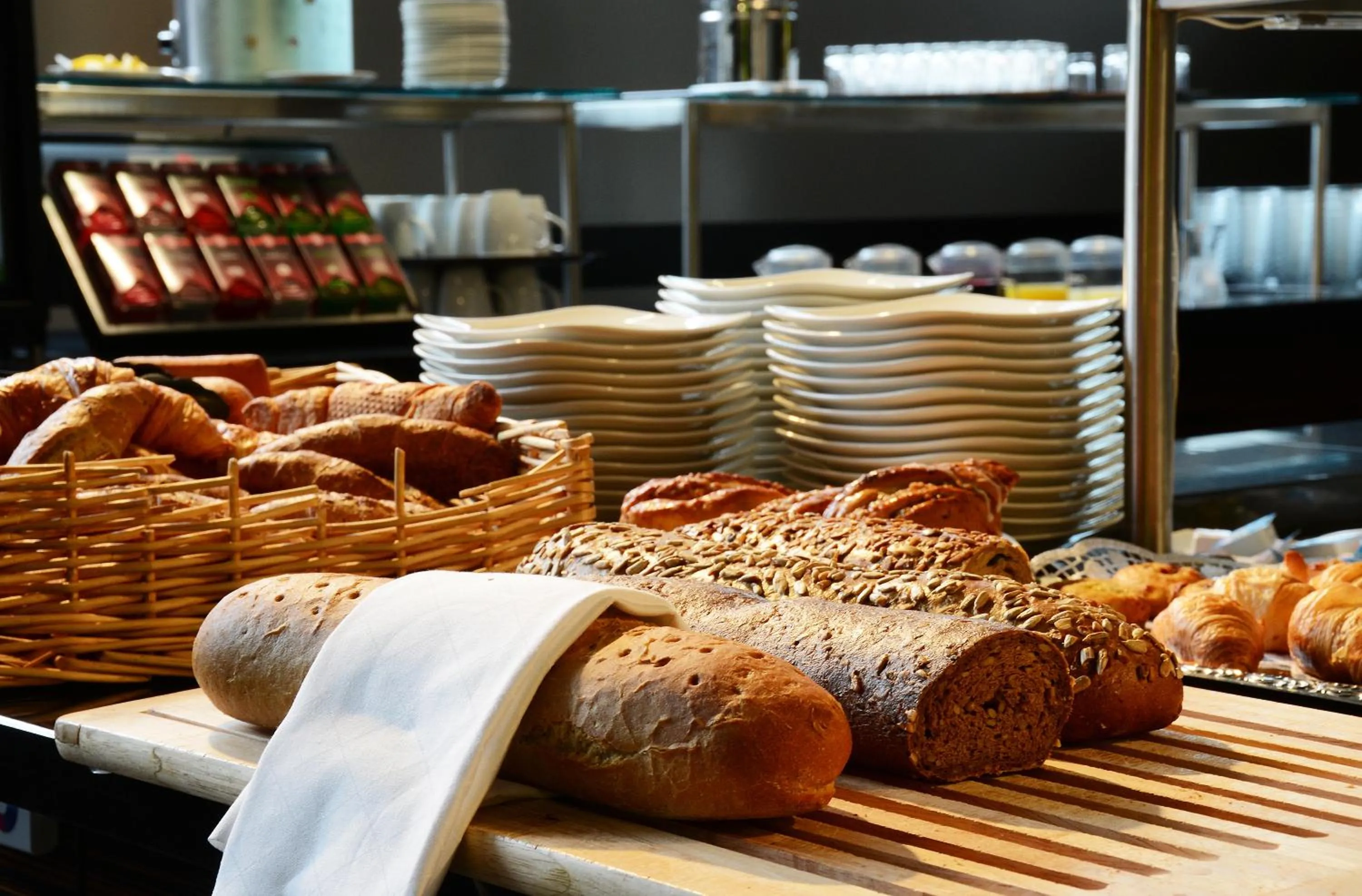 Restaurant/places to eat in DORMERO BeHo Zugspitze