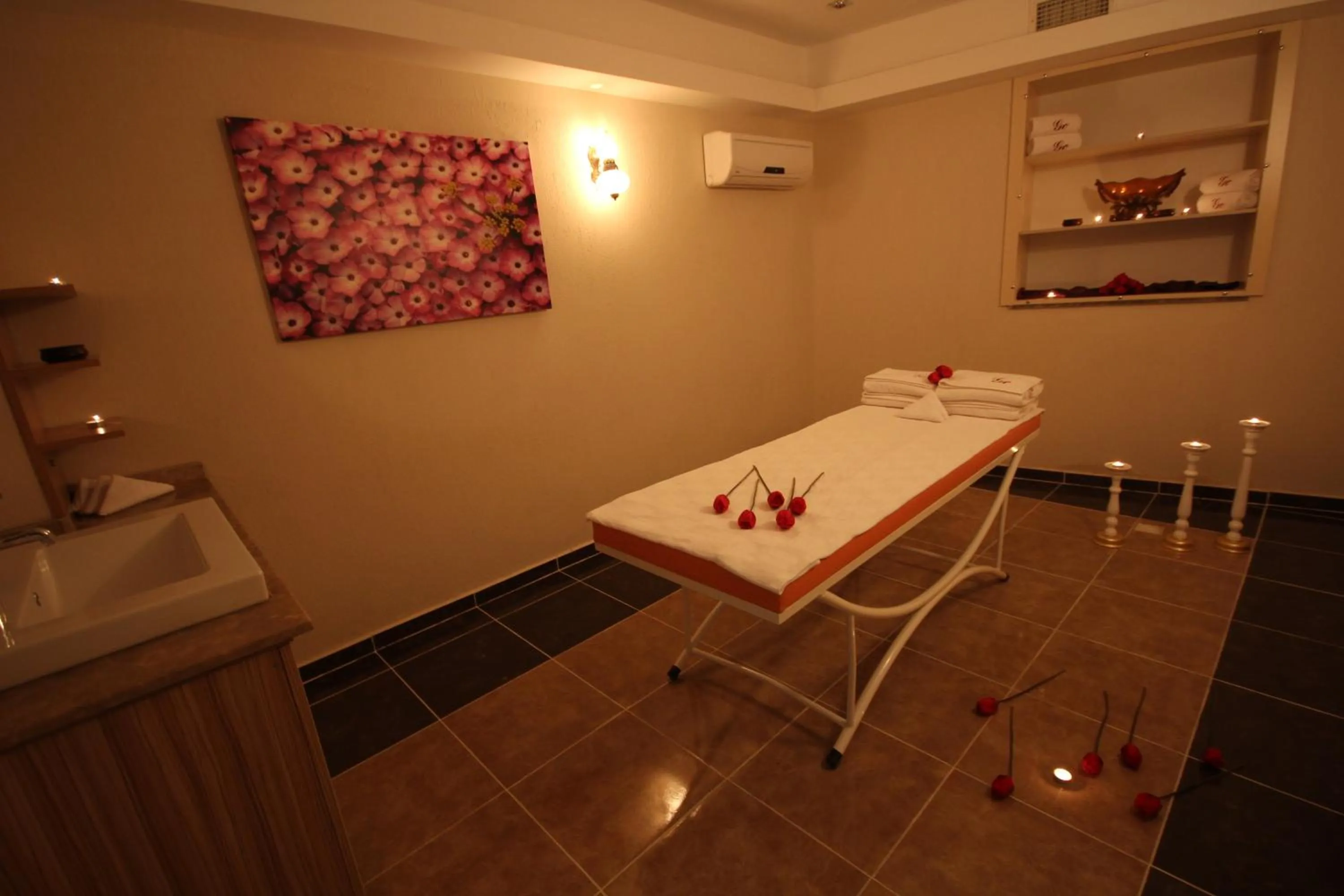 Spa and wellness centre/facilities in Grand Corner Boutique Hotel
