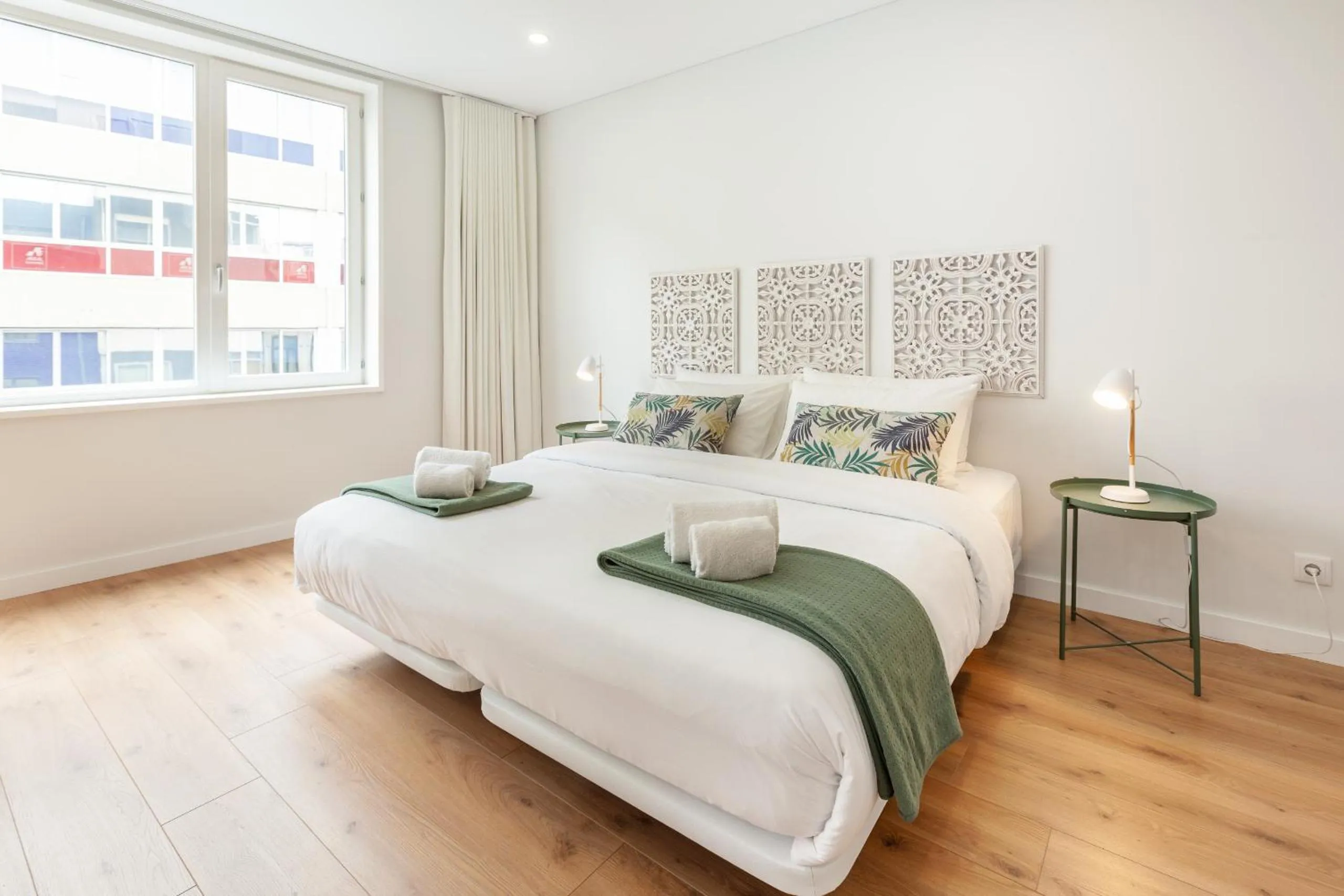 Bed in Oporto Palace Apartments