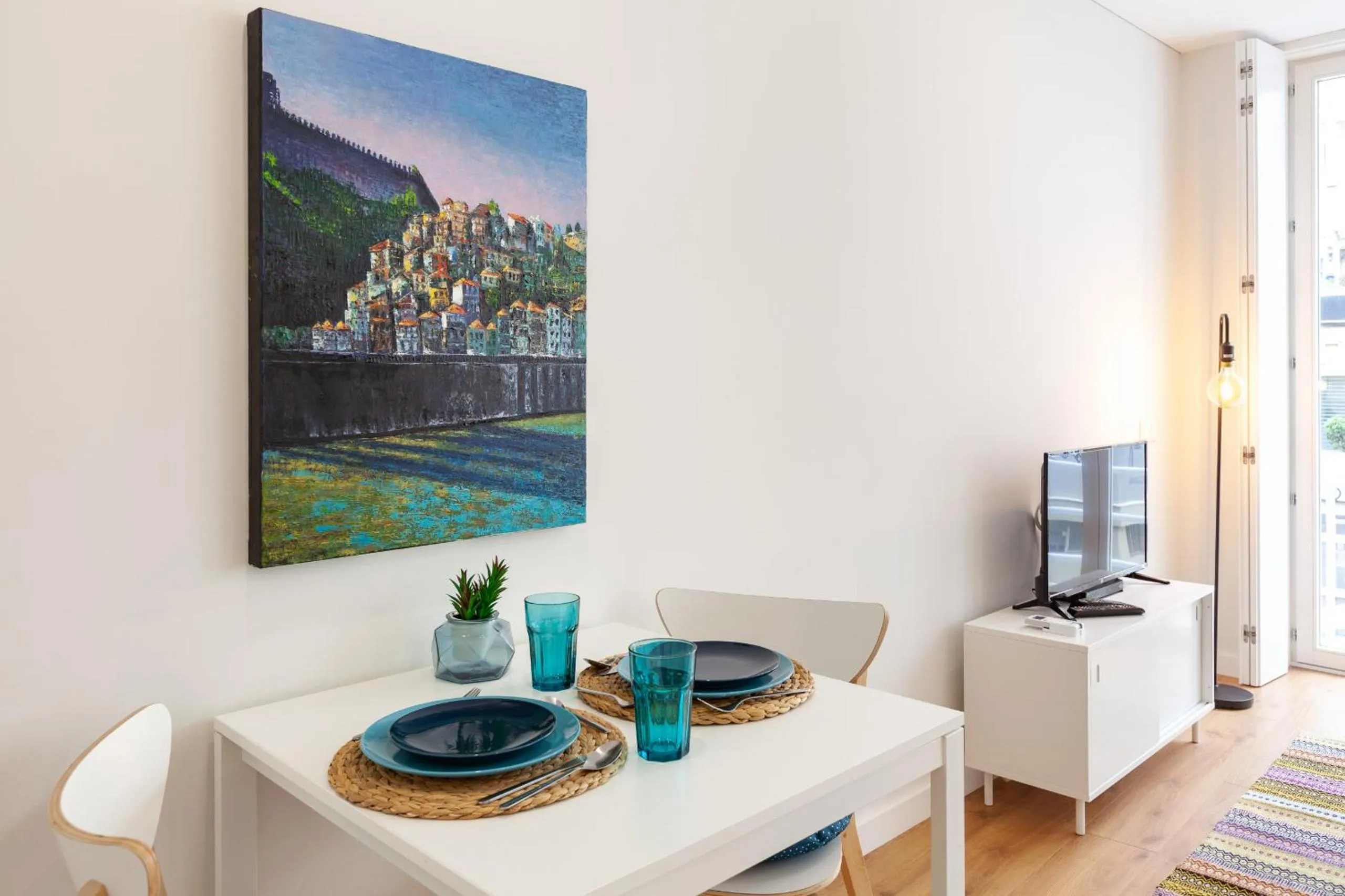 Dining area in Oporto Palace Apartments
