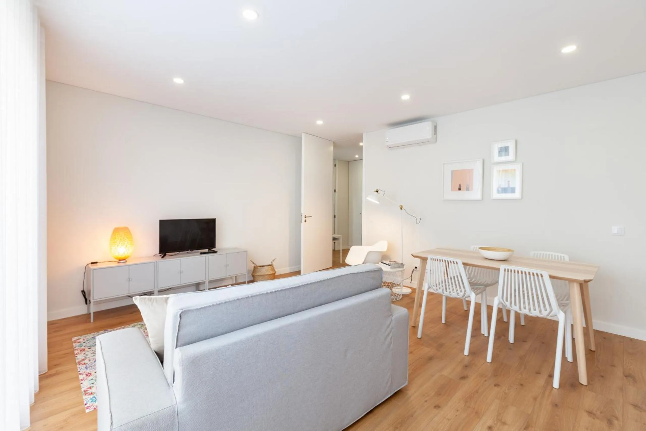 Bathroom in Oporto Palace Apartments