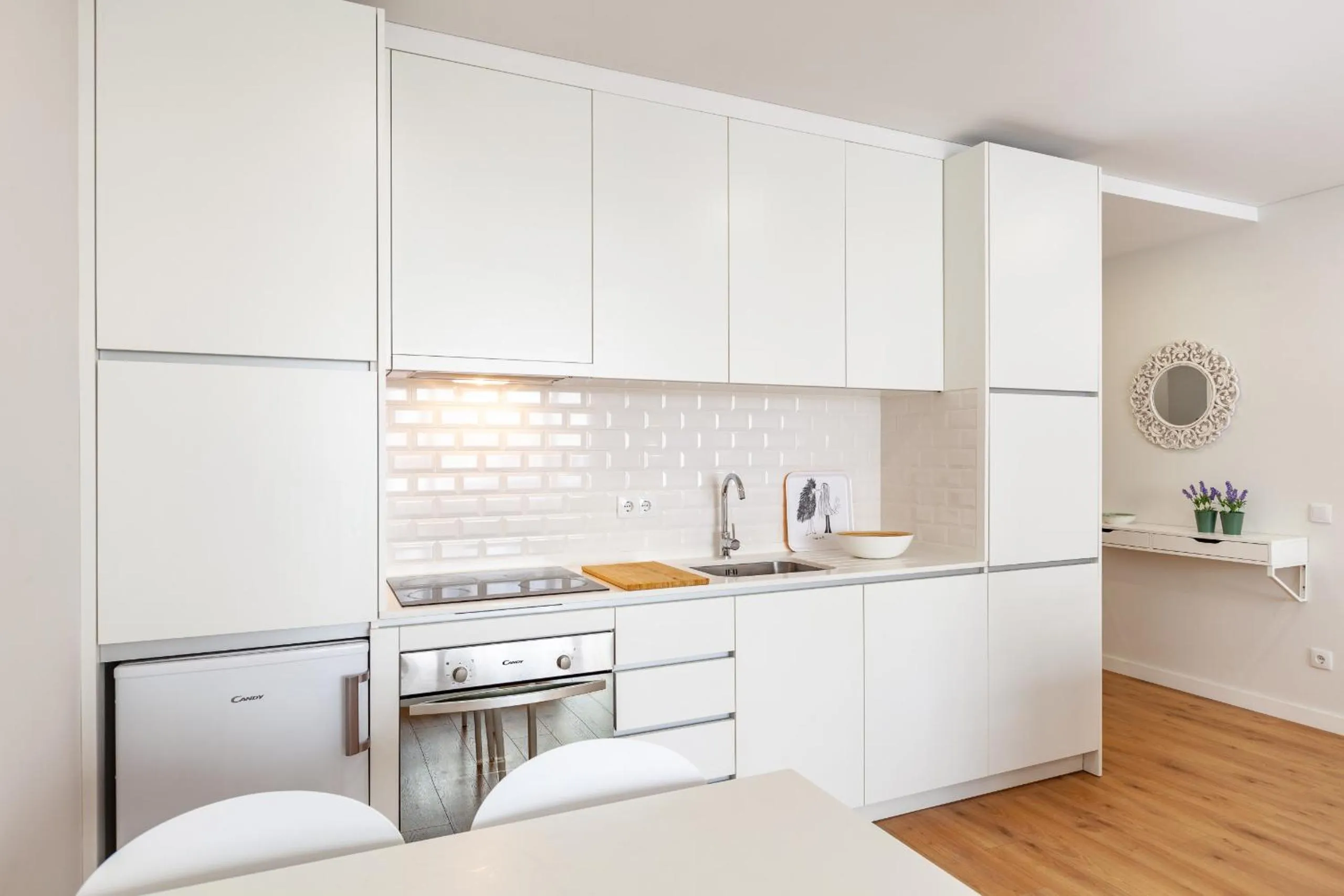 Kitchen or kitchenette in Oporto Palace Apartments