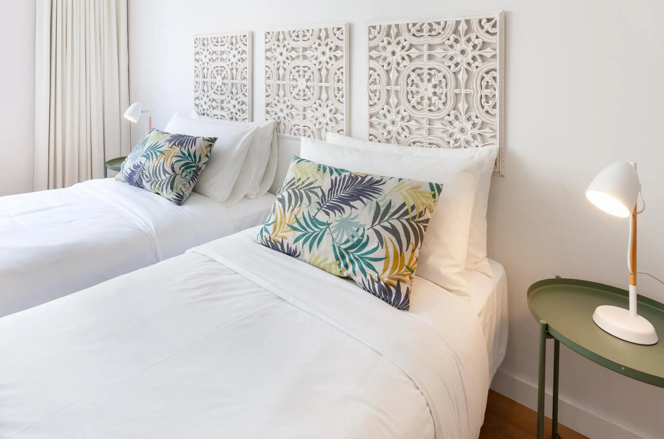 Bed in Oporto Palace Apartments