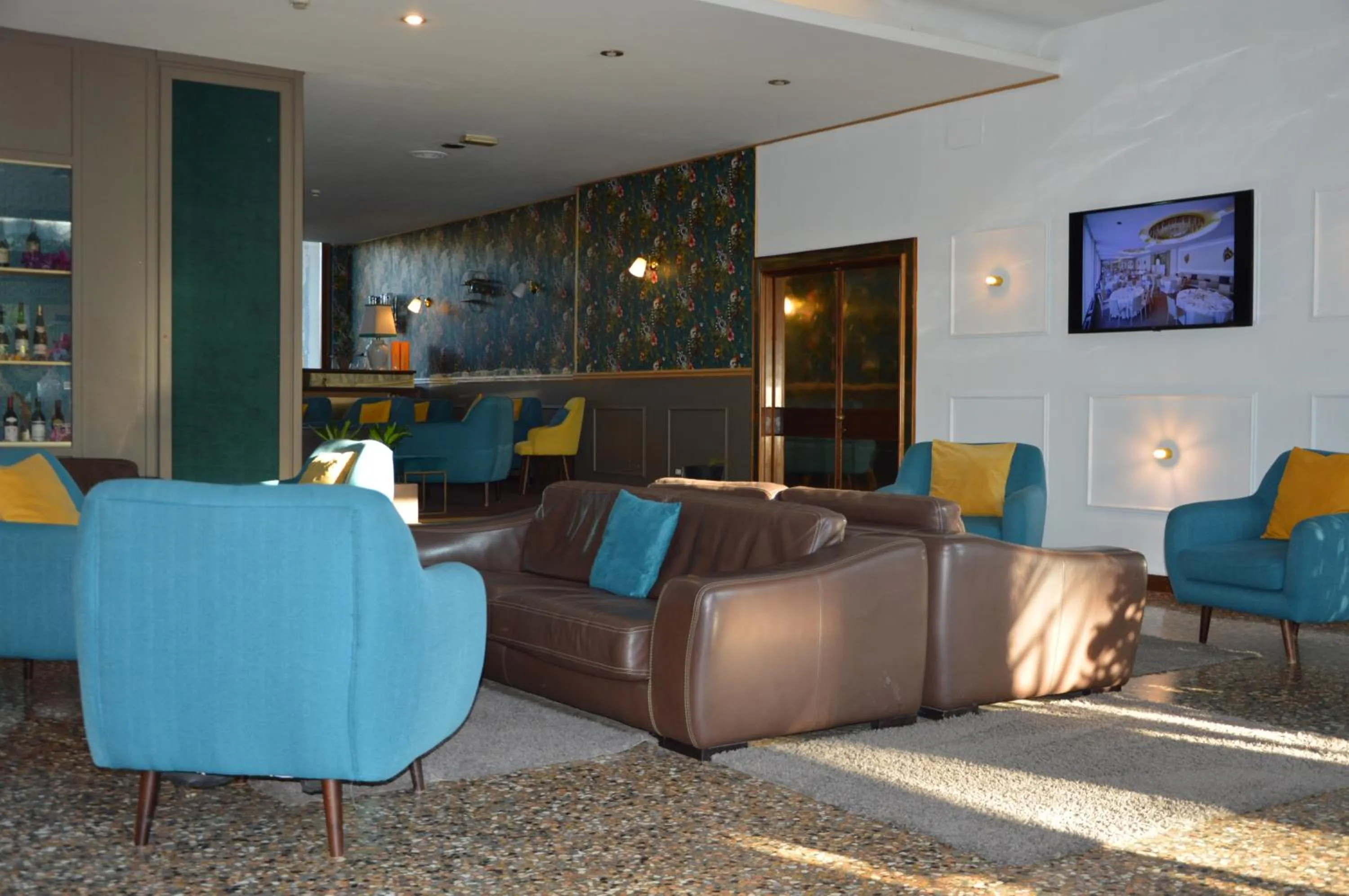 Lobby or reception in Blue Dream Hotel