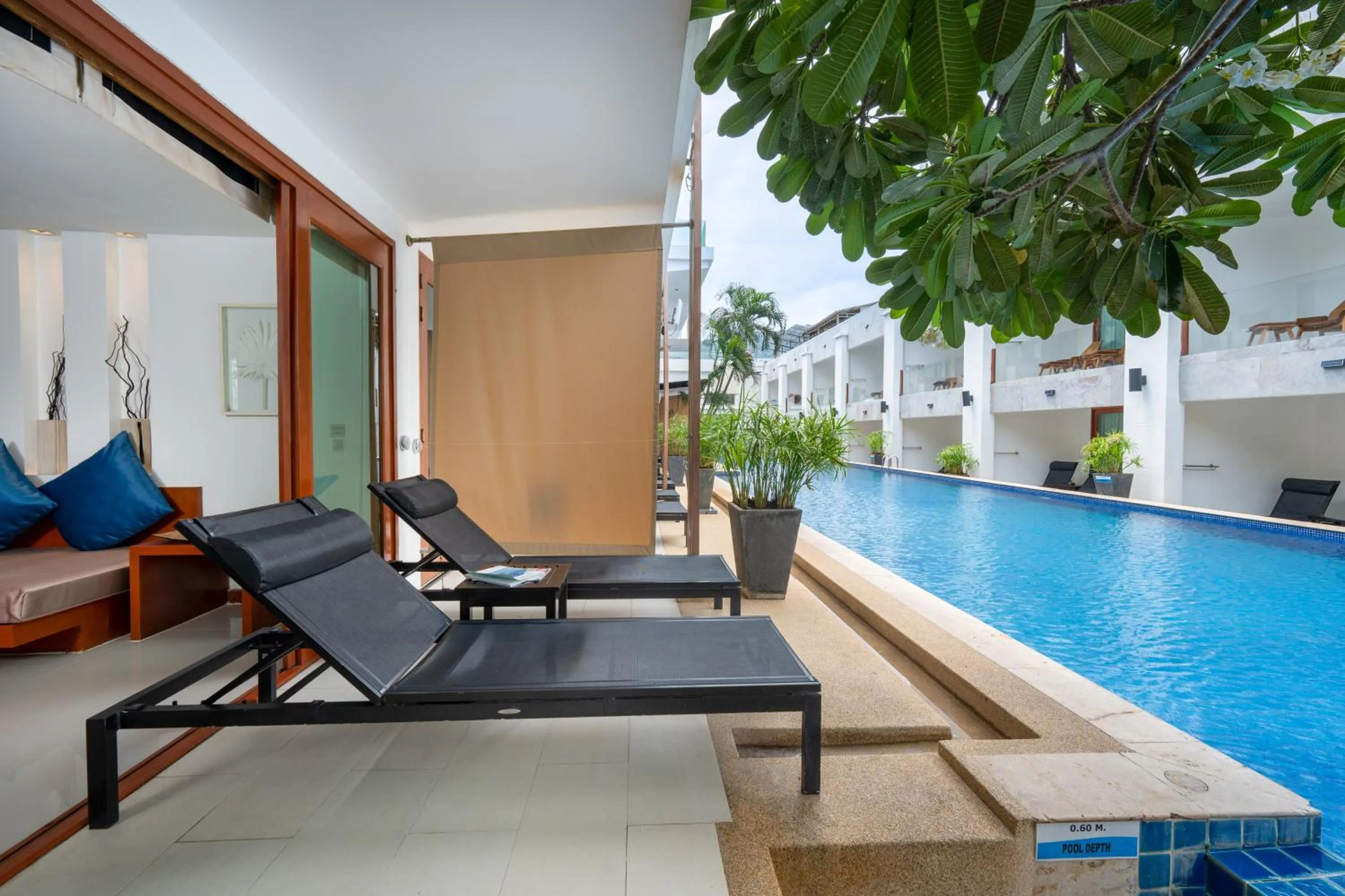 Balcony/Terrace in La Flora Resort Patong