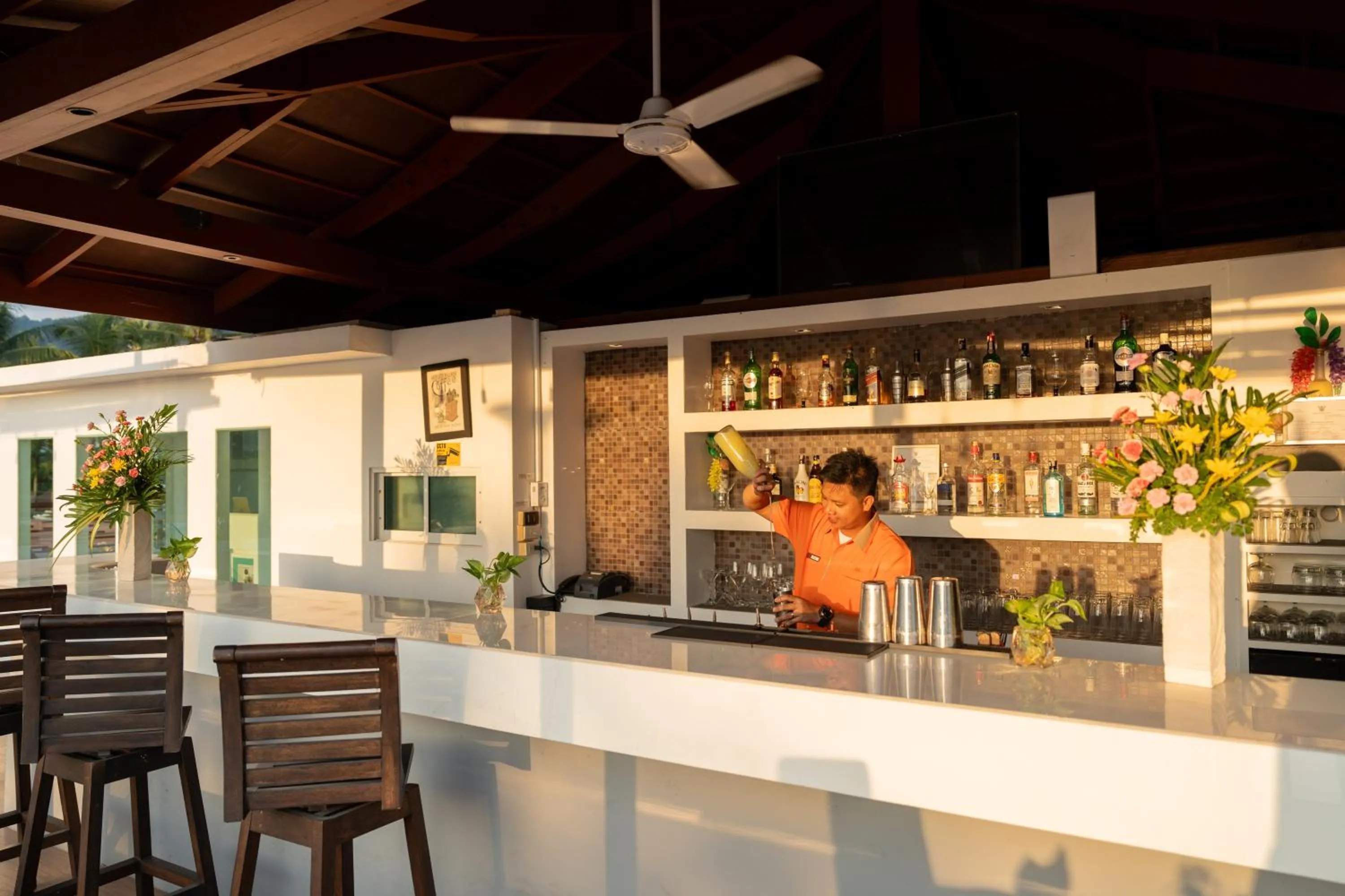 Restaurant/places to eat in La Flora Resort Patong