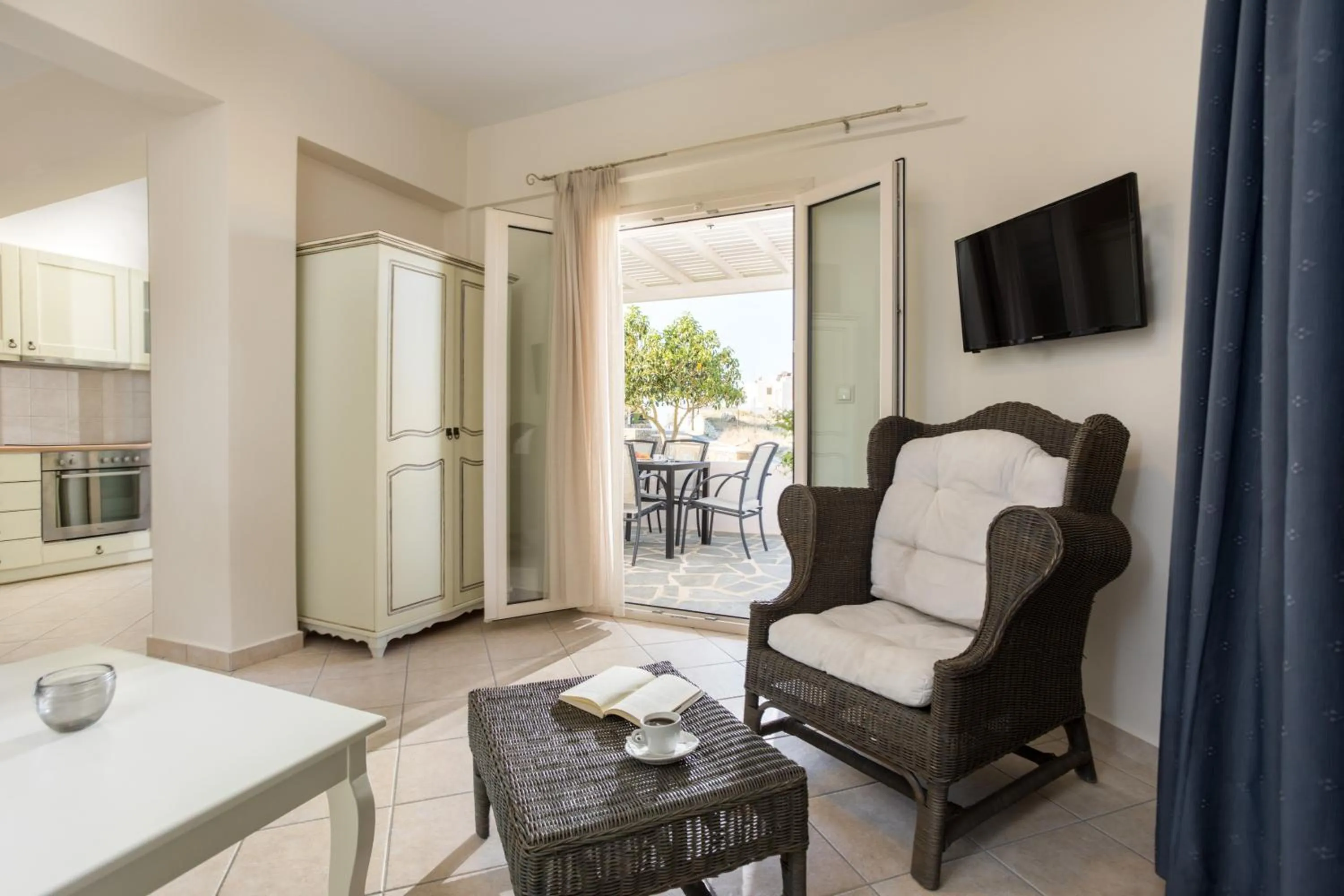 TV and multimedia in Iliada Villas