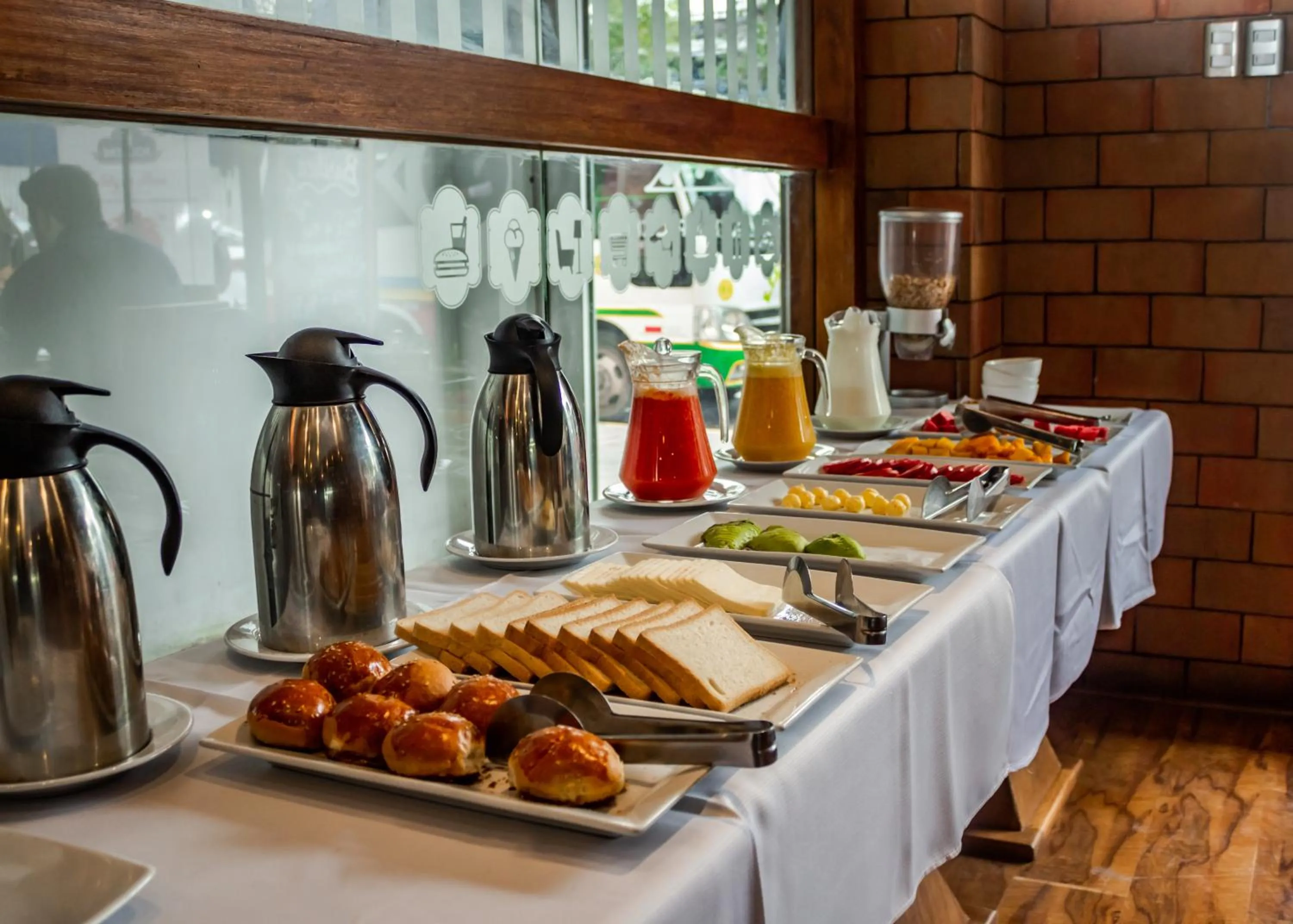 Restaurant/places to eat in Hotel Waynapicchu