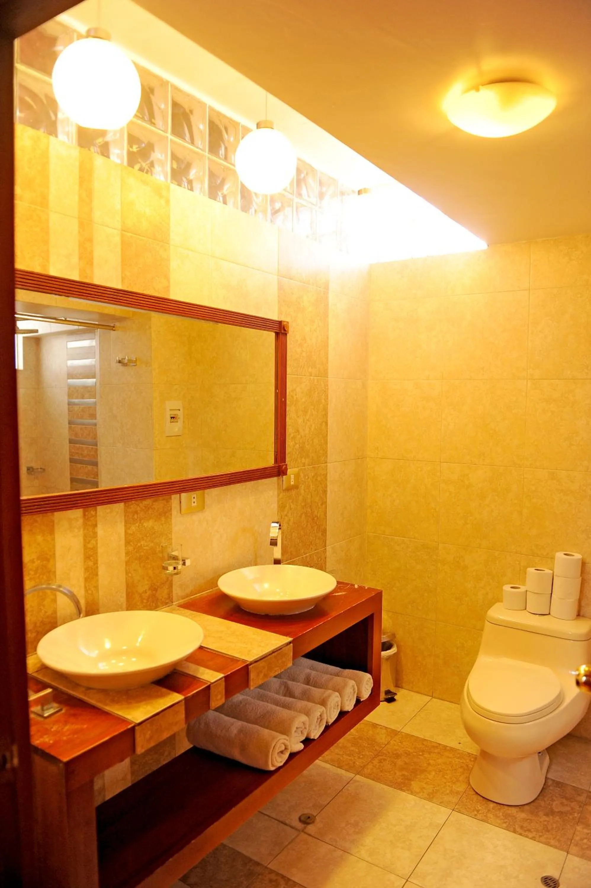 Bathroom in Hotel Waynapicchu