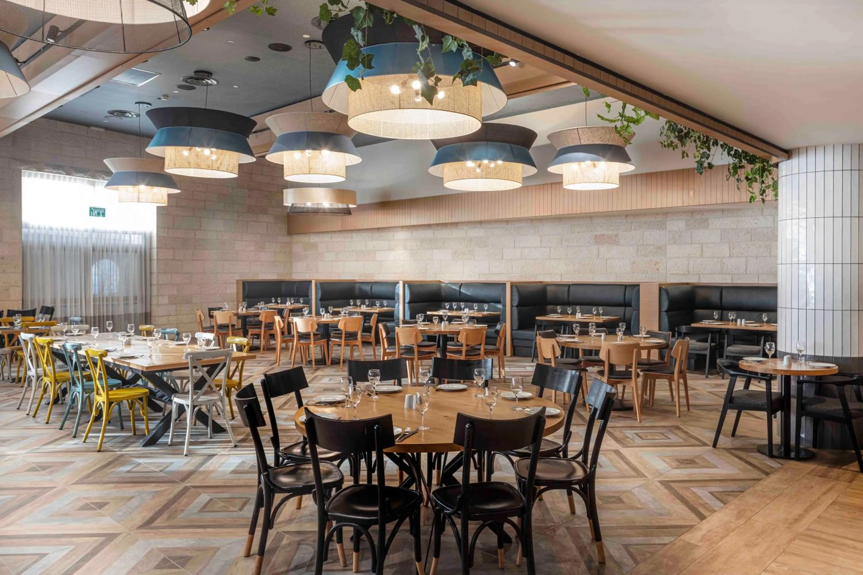 Restaurant/places to eat in Ramat Rachel Resort