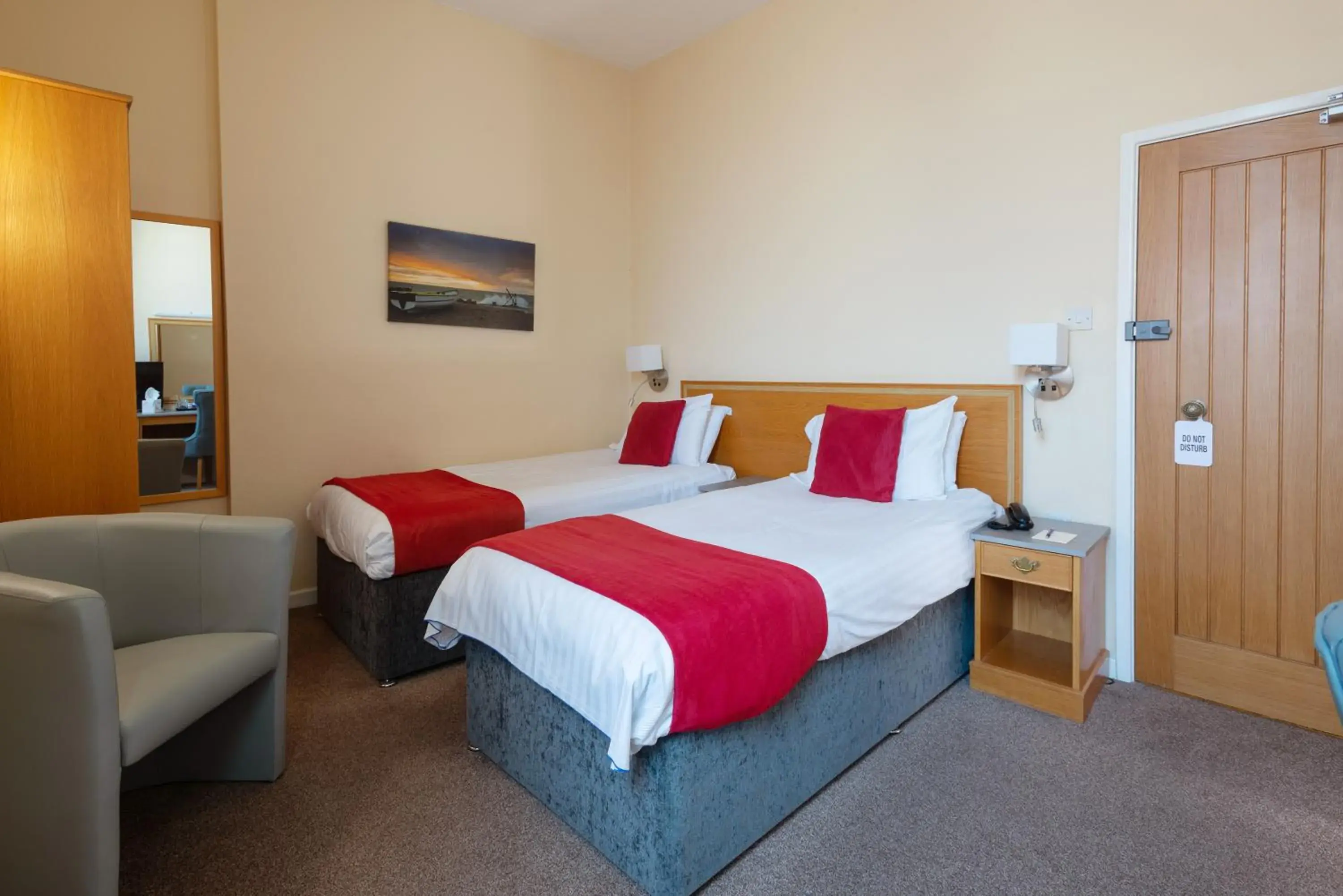 Standard Twin Room in Hotel Rex Standard Twin Room in Hotel Rex