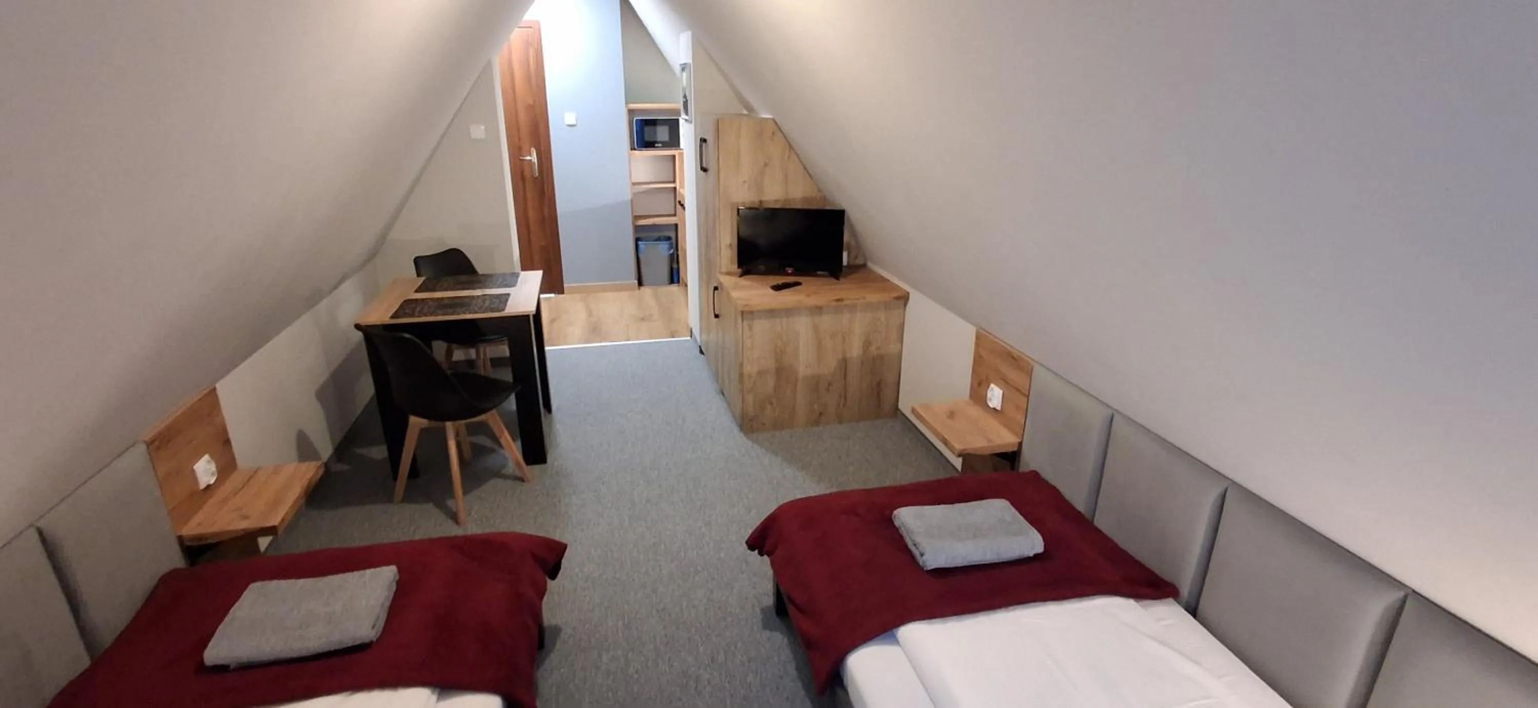 TV and multimedia, Bed in Willa na Olczańskim Wierchu - apartamenty i pokoje