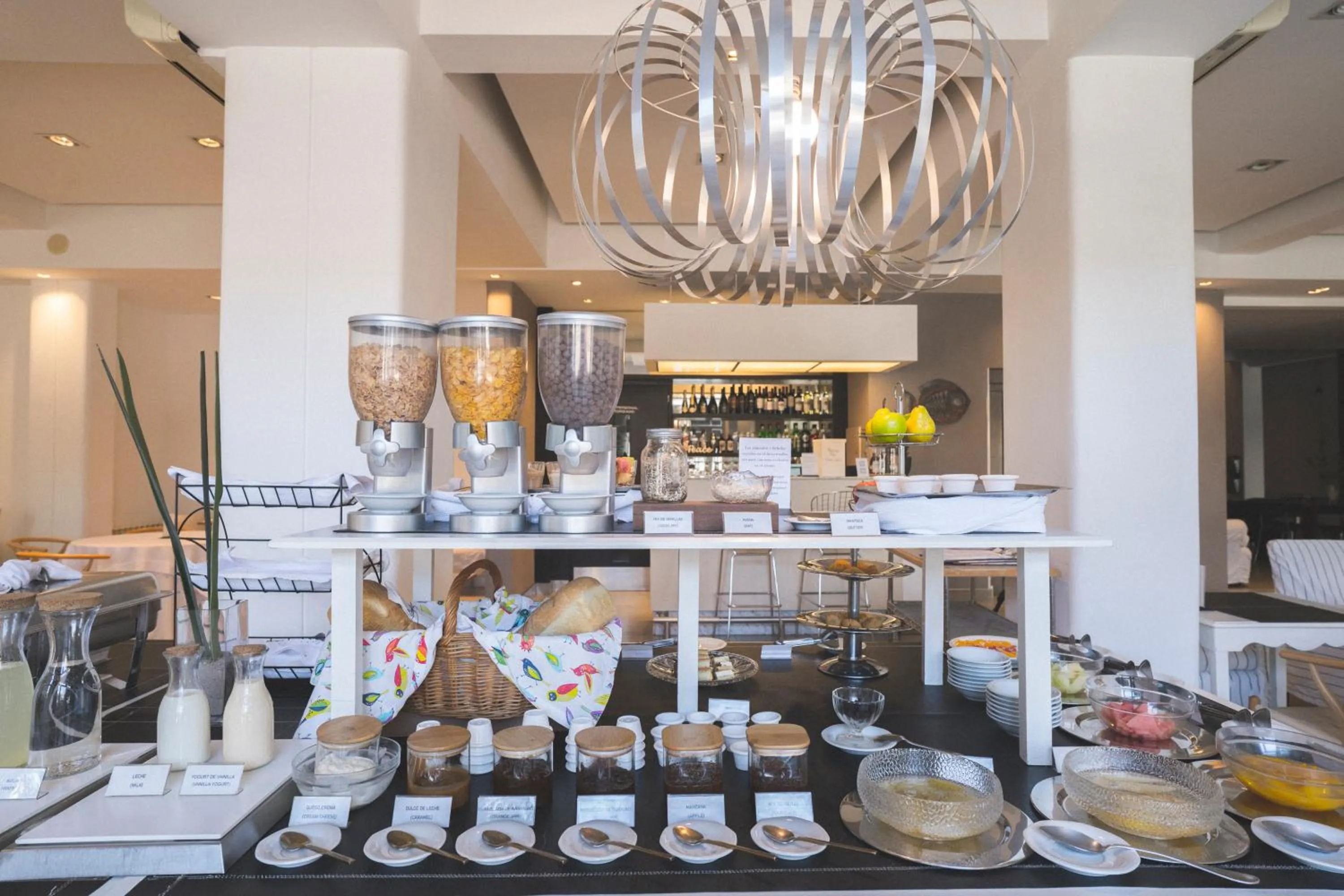 Coffee/tea facilities in Hotel Tolosa