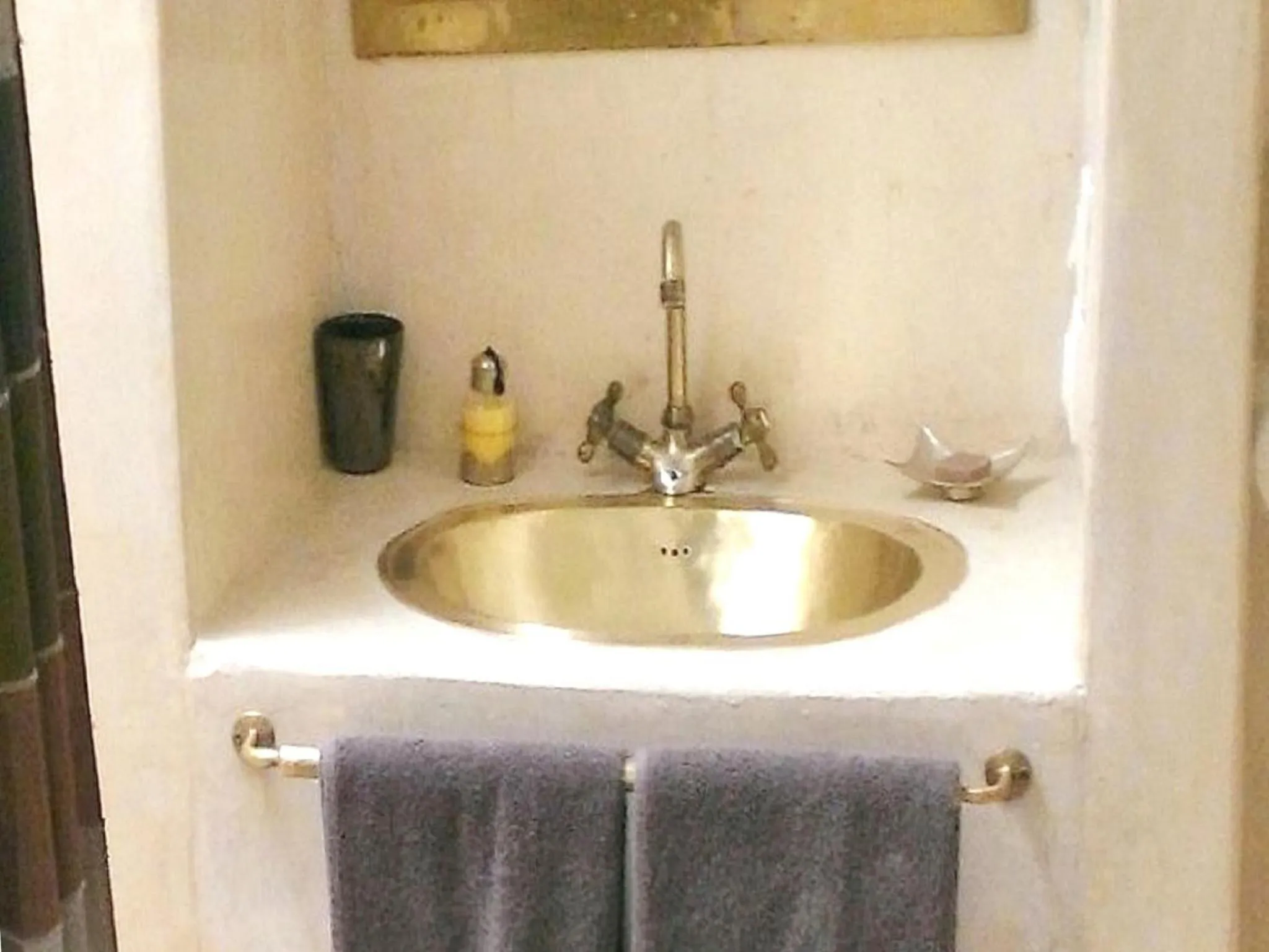 Bathroom in Riad Miski