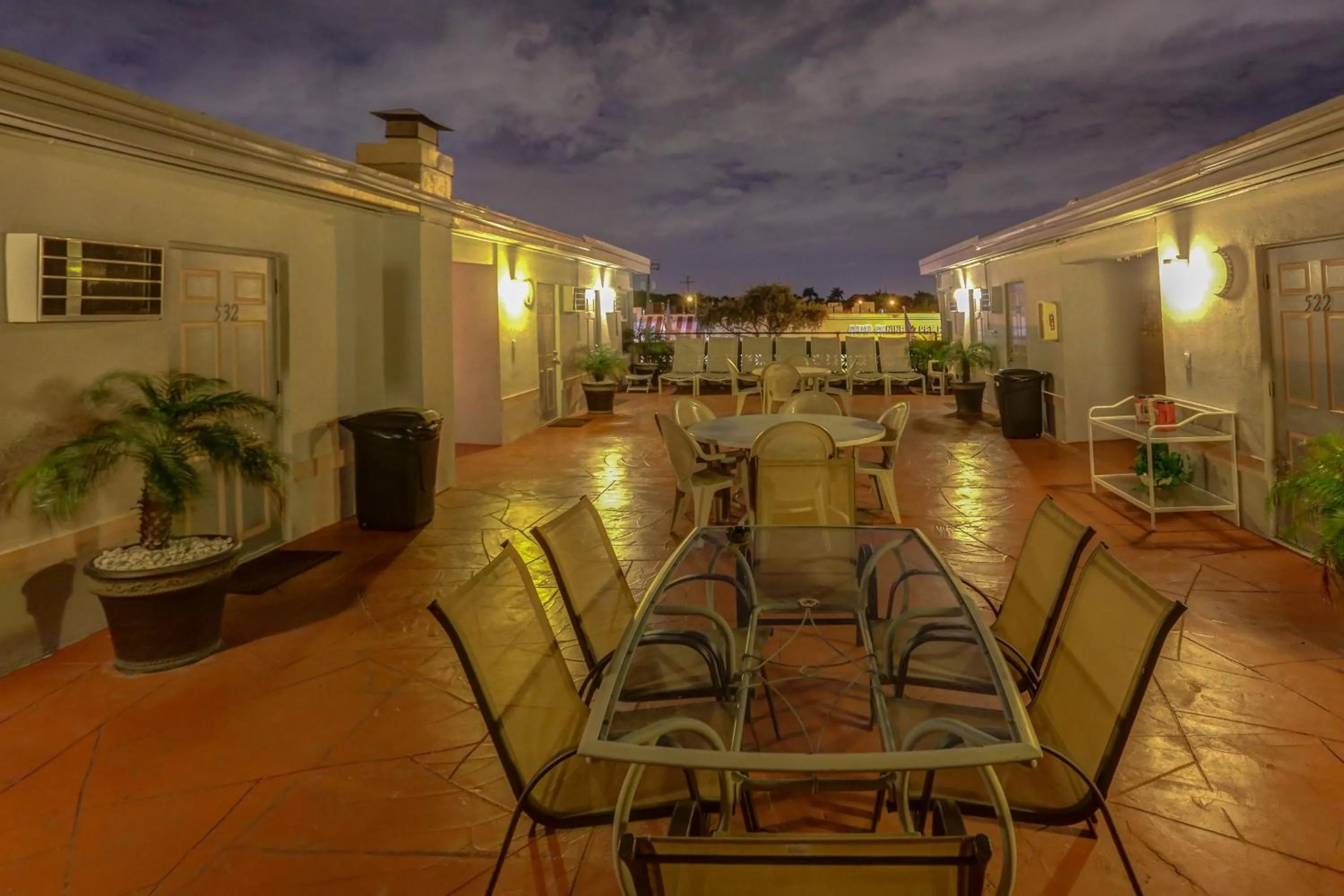 Patio in Richard's Hotel