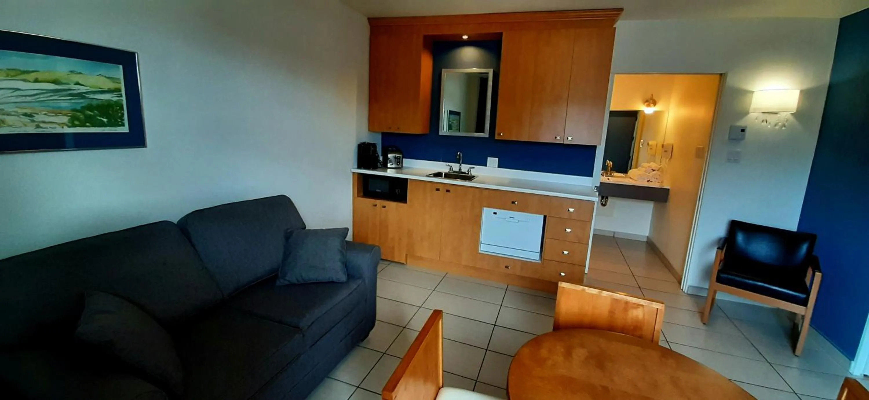 Kitchen or kitchenette in Motel Chute des Pères