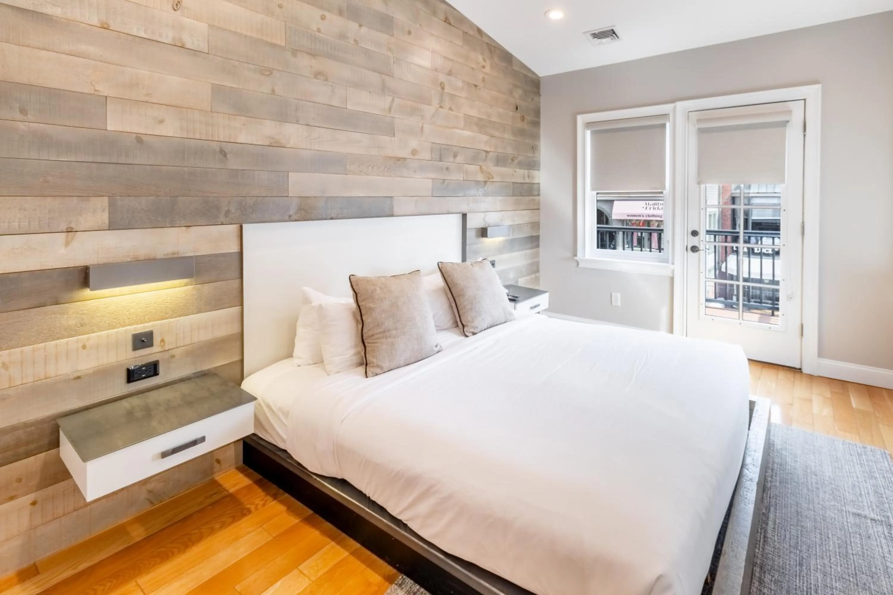 Bed in The Newport Lofts - Brick Market Place