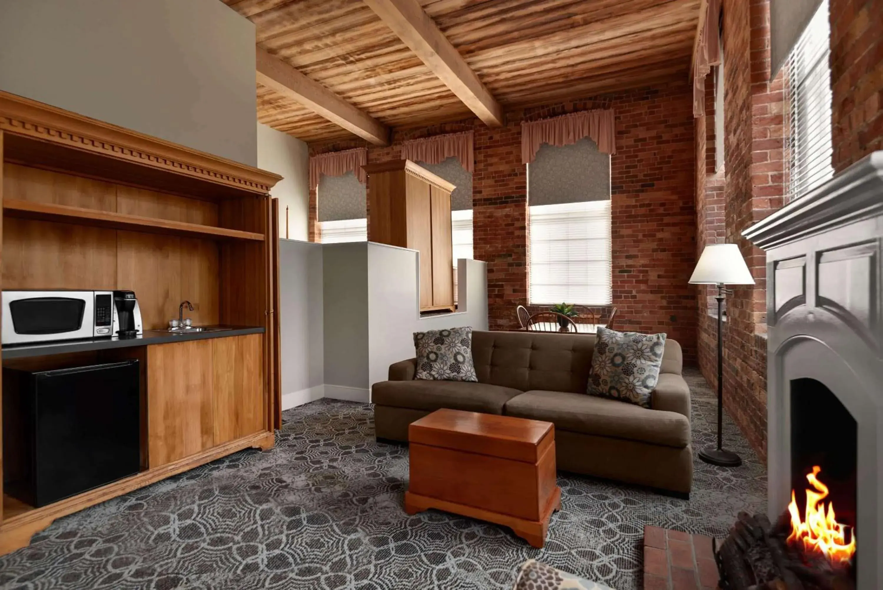 Deluxe King Studio Suite - Non-Smoking in The Historic Brookstown Inn, Trademark Collection by Wyndham Deluxe King Studio Suite - Non-Smoking in The Historic Brookstown Inn, Trademark Collection by Wyndham