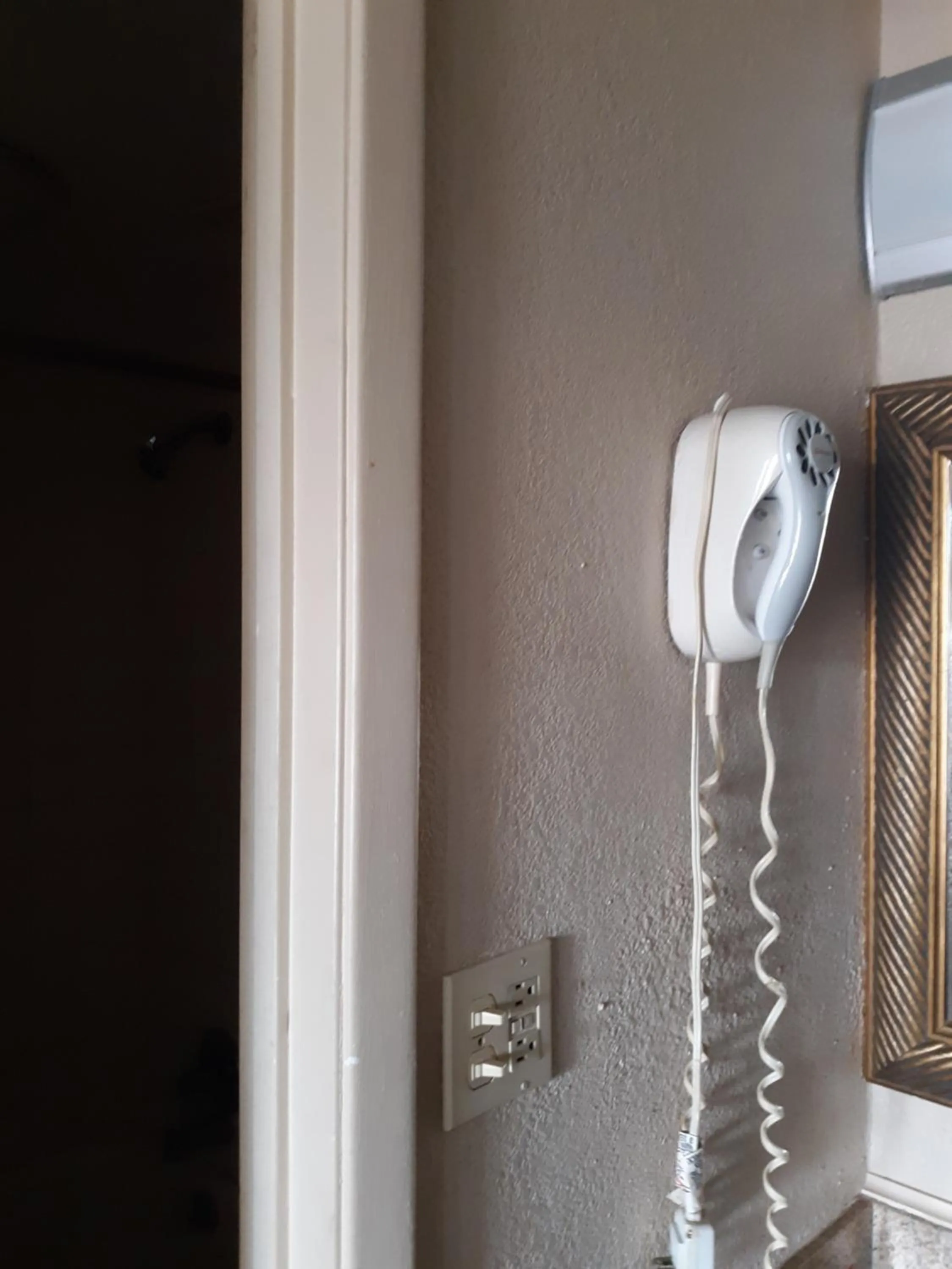 Bathroom in Days Inn by Wyndham Blytheville