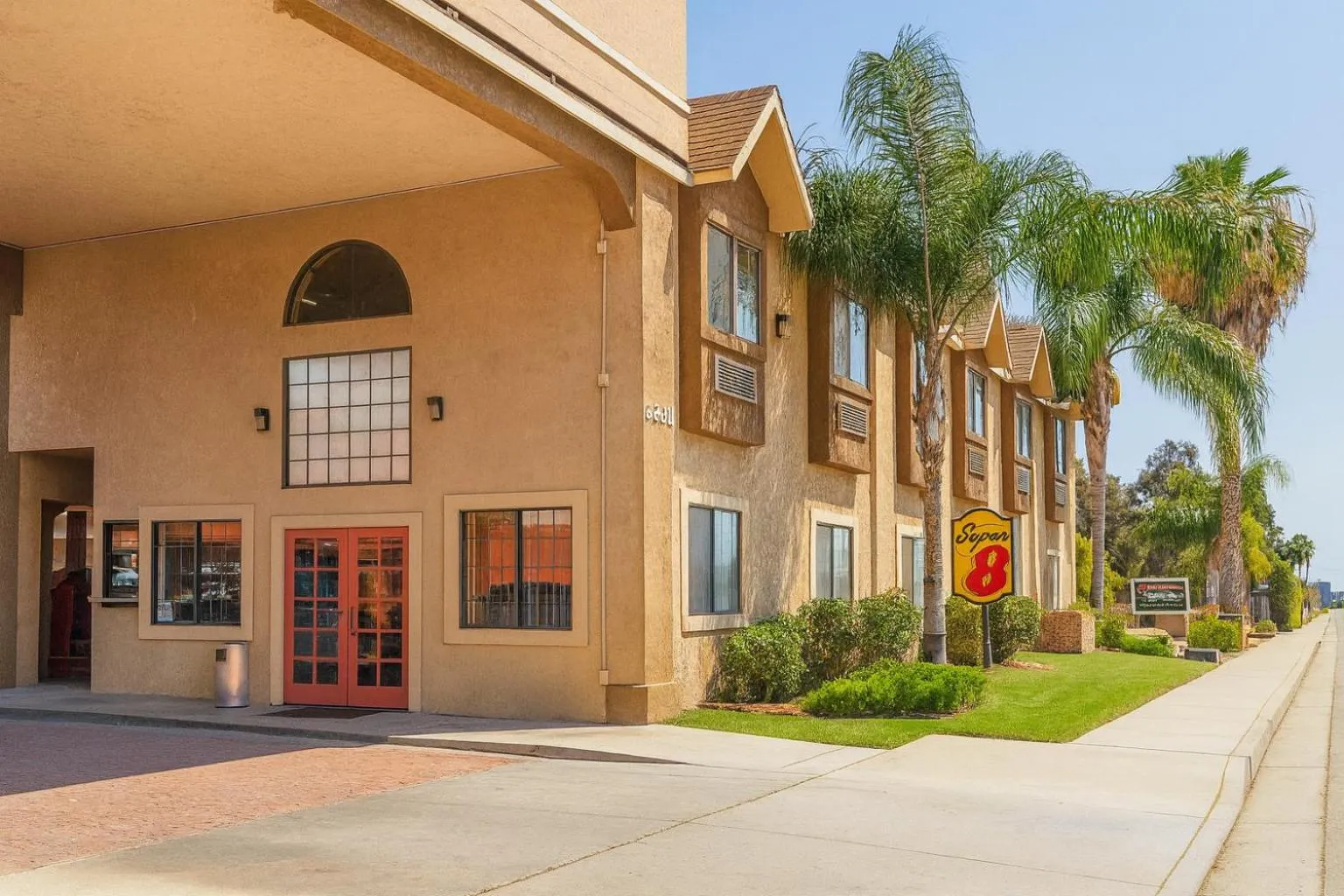 Property building in Super 8 by Wyndham Bakersfield South CA