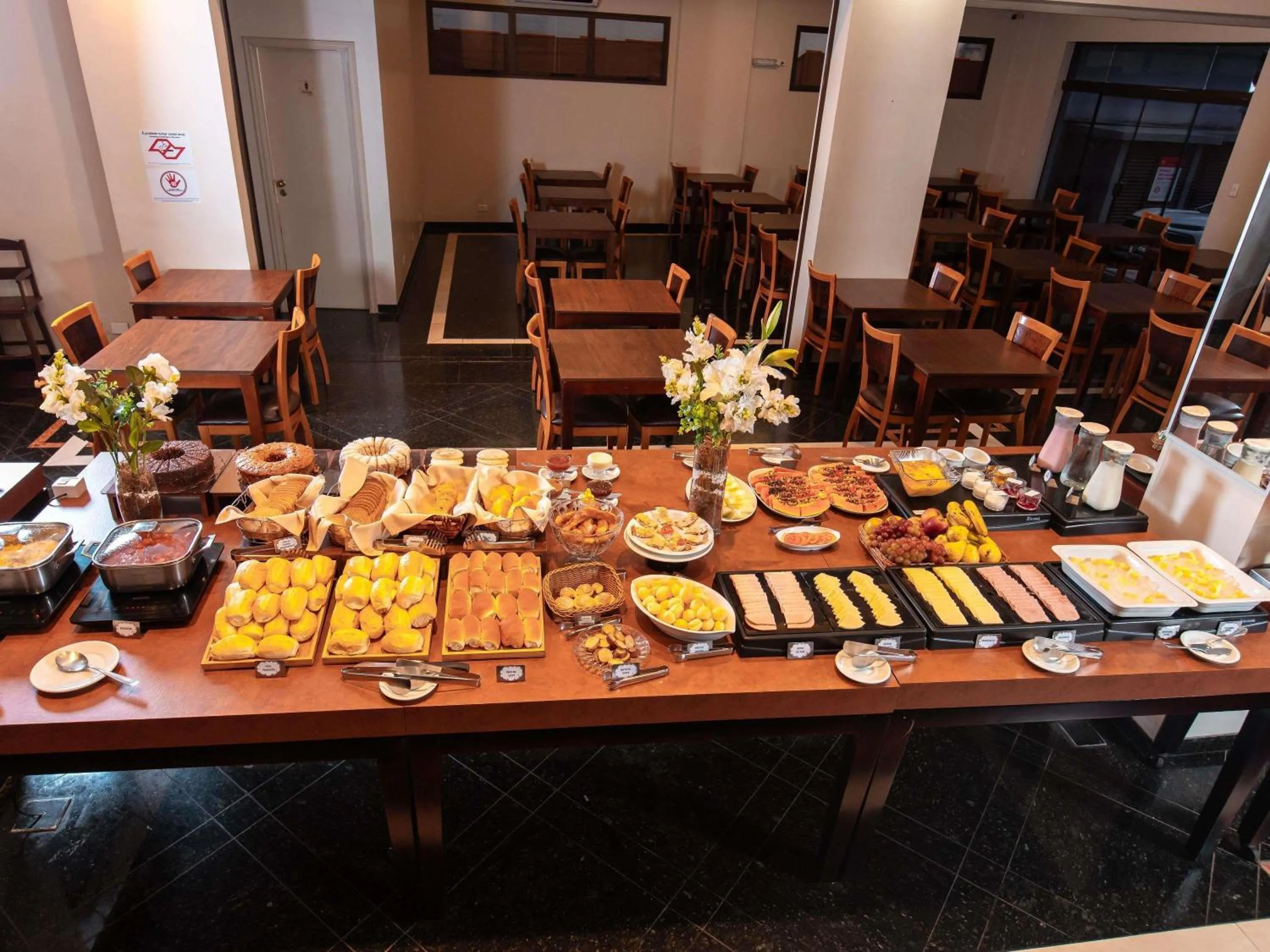 Restaurant/places to eat in ibis Styles Presidente Prudente Portal D'Oeste