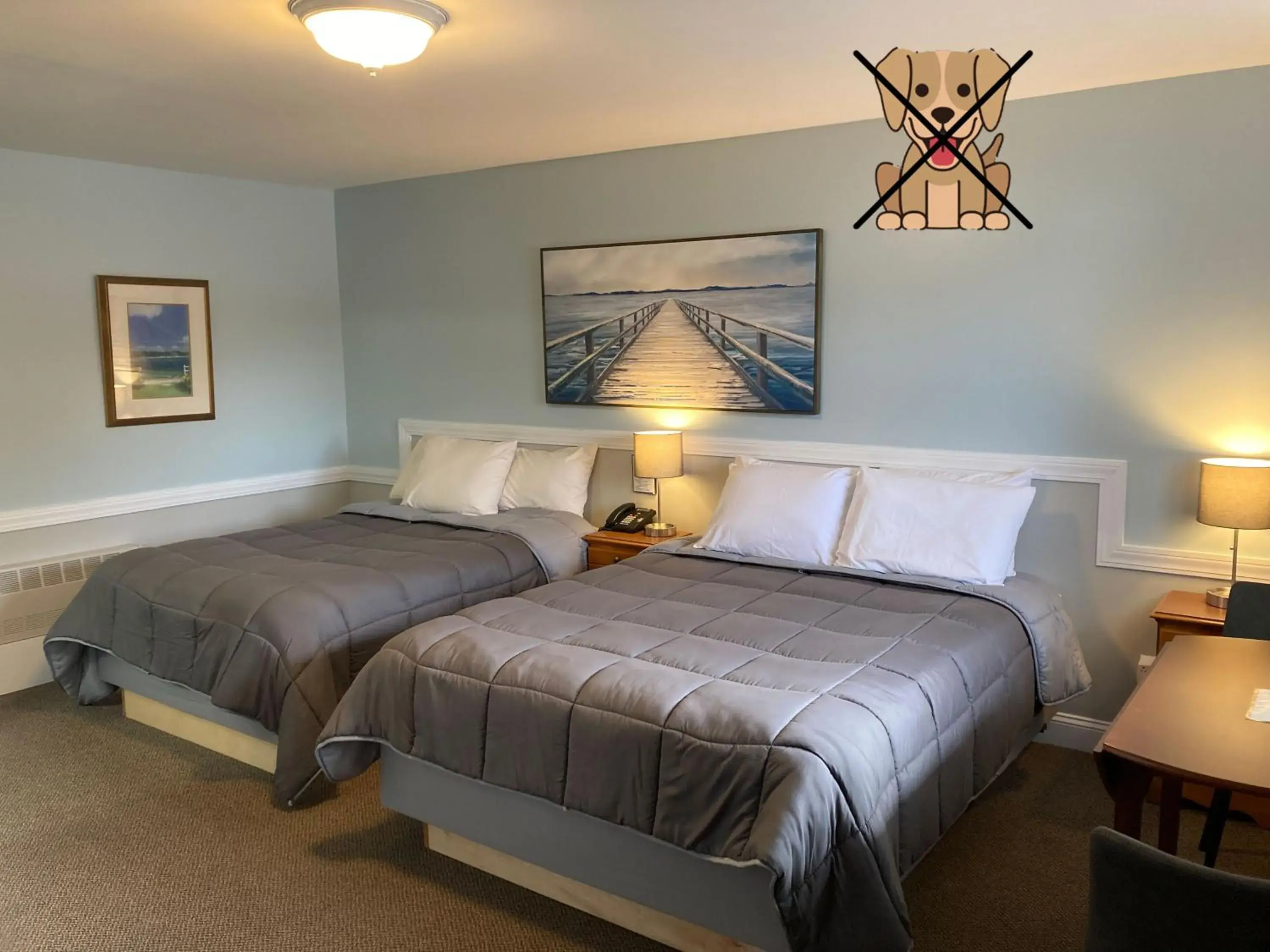 Queen Room - No Pets Allowed in Bucksport Inn Queen Room - No Pets Allowed in Bucksport Inn