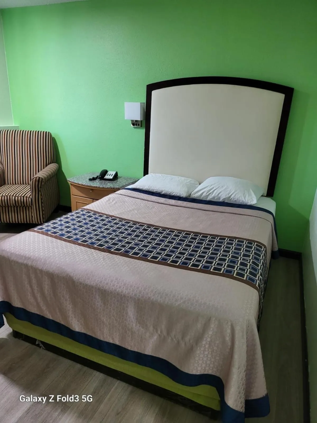 Bedroom, Bed in Value Inn & Suites Salina
