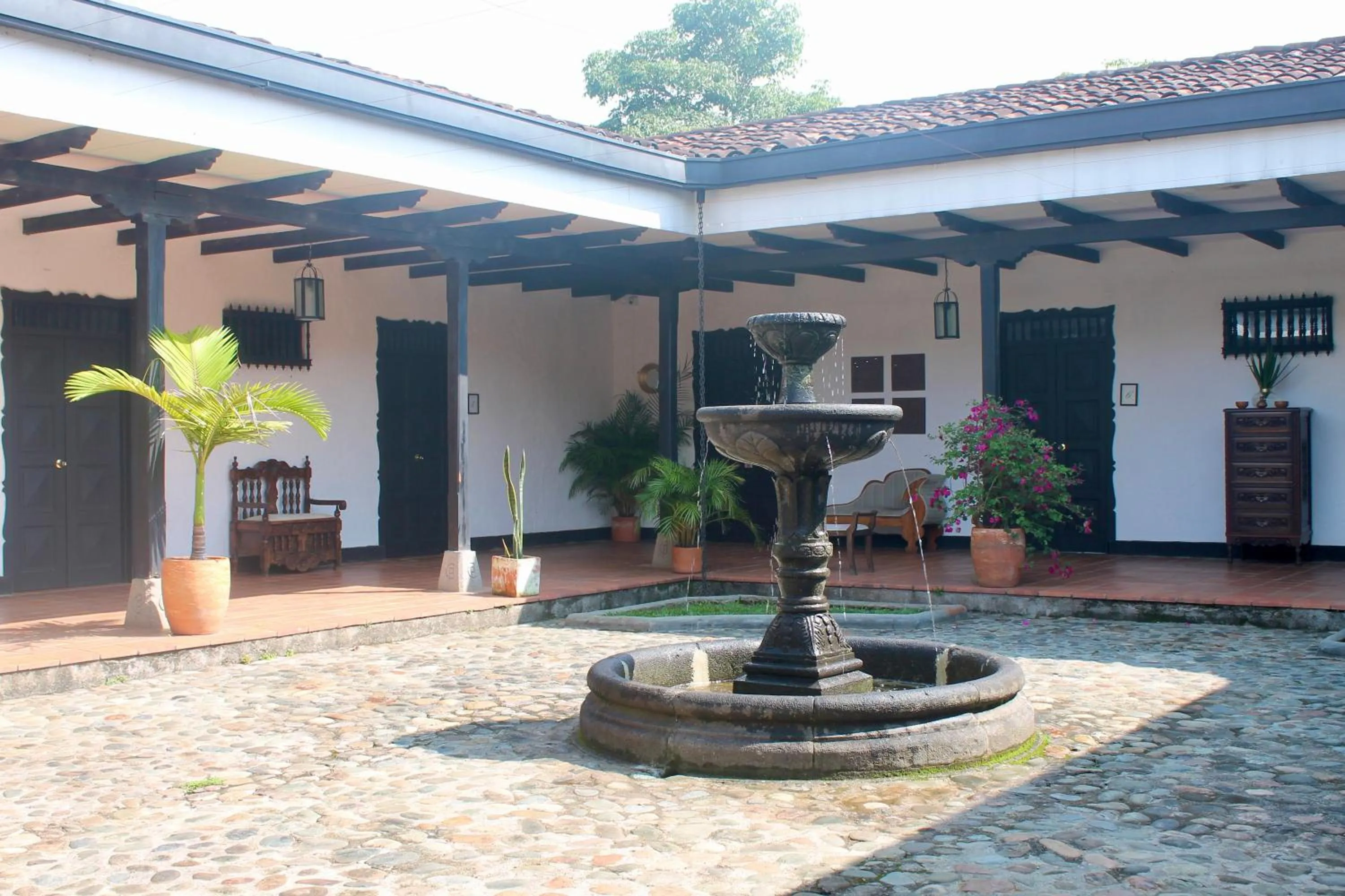 Patio in Hotel Hacienda Supracafe