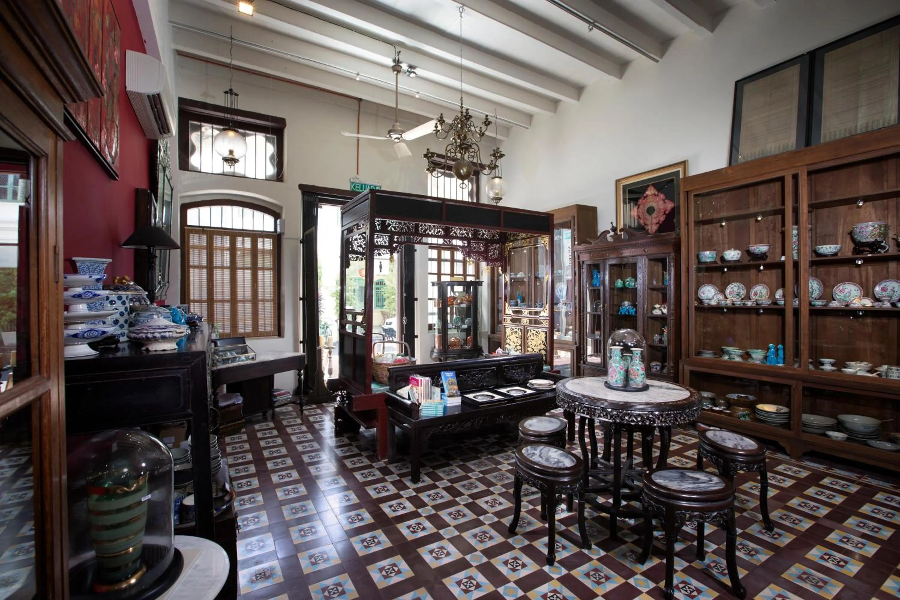 Shopping Area in Seven Terraces